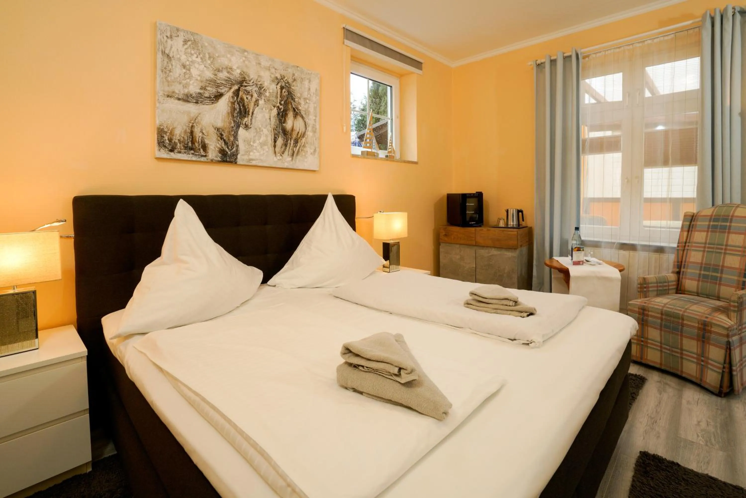 Photo of the whole room, Bed in Hotel Zur Mühle