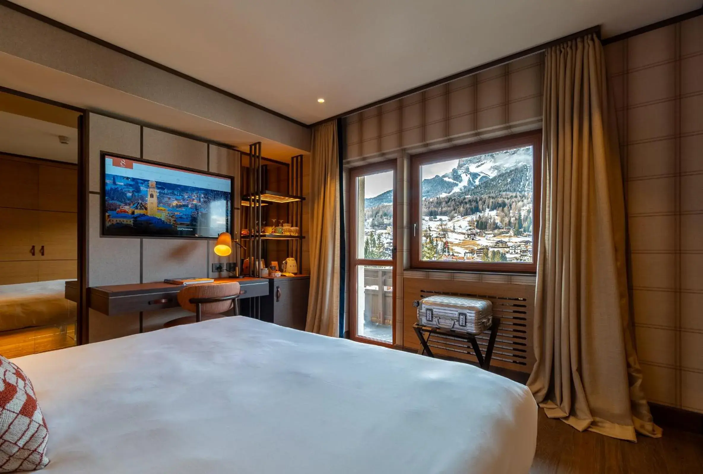 Bedroom, Bed in Eight Cortina Bedroom, Bed in Eight Cortina