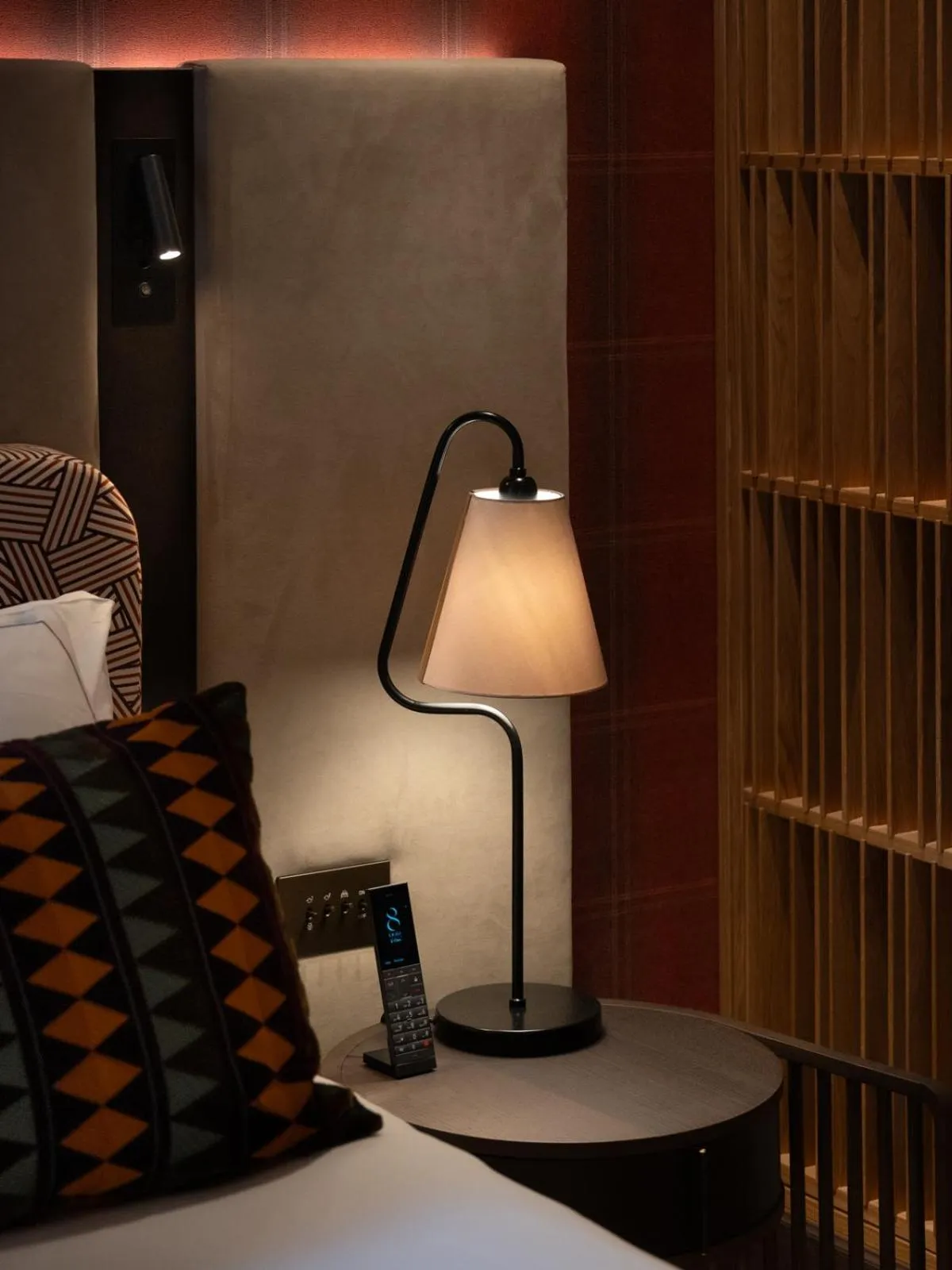 Bed in Eight Cortina