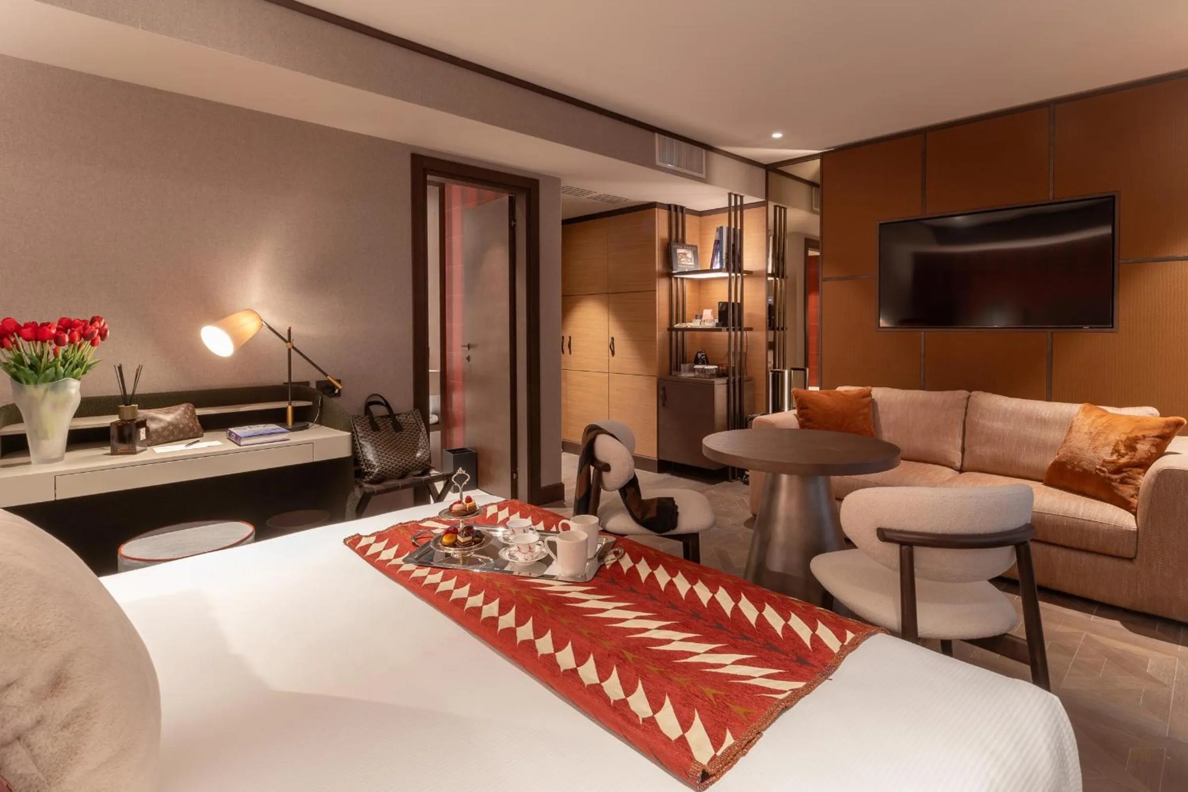 Bed in Eight Cortina