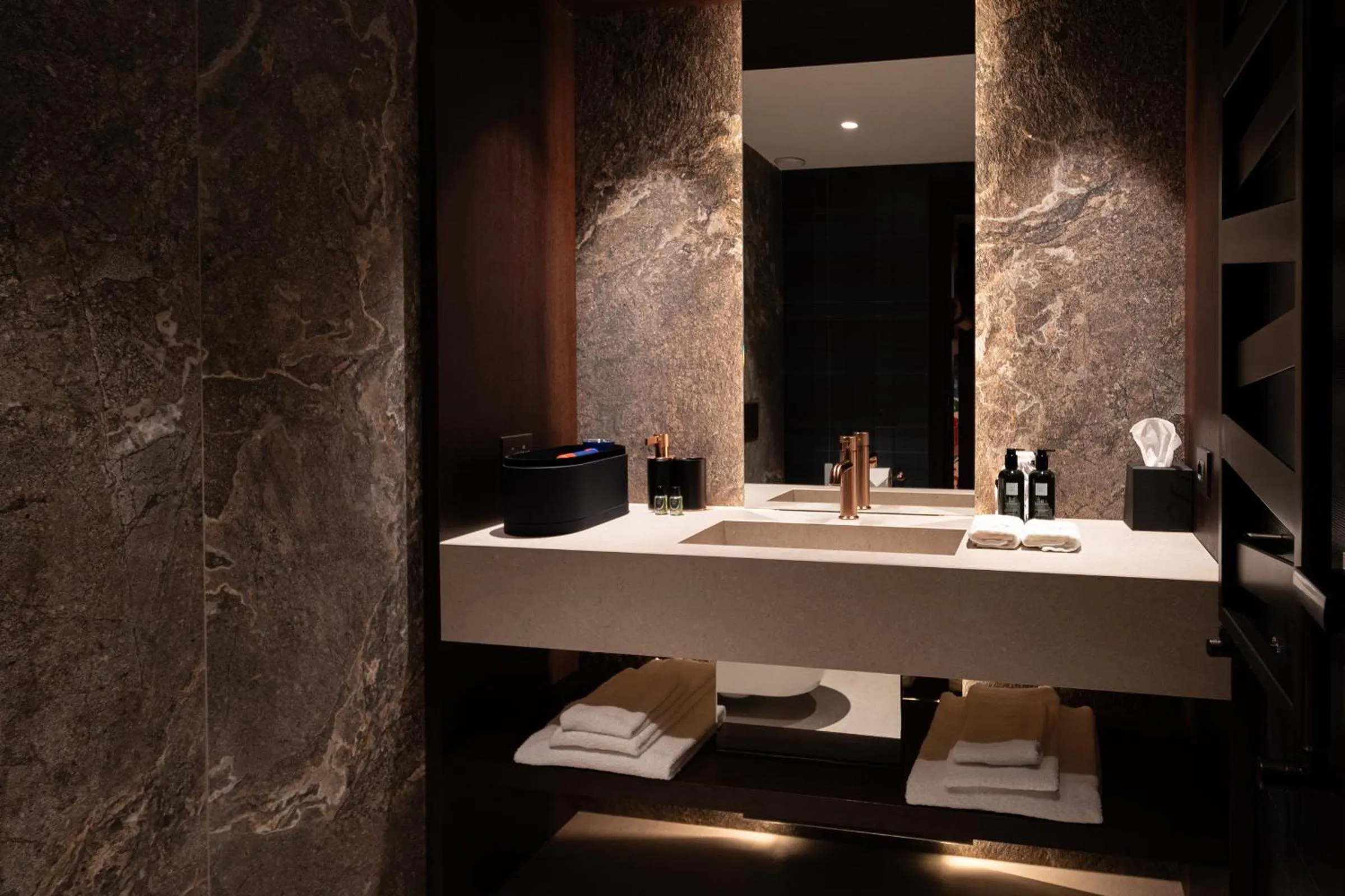 Bathroom in Eight Cortina