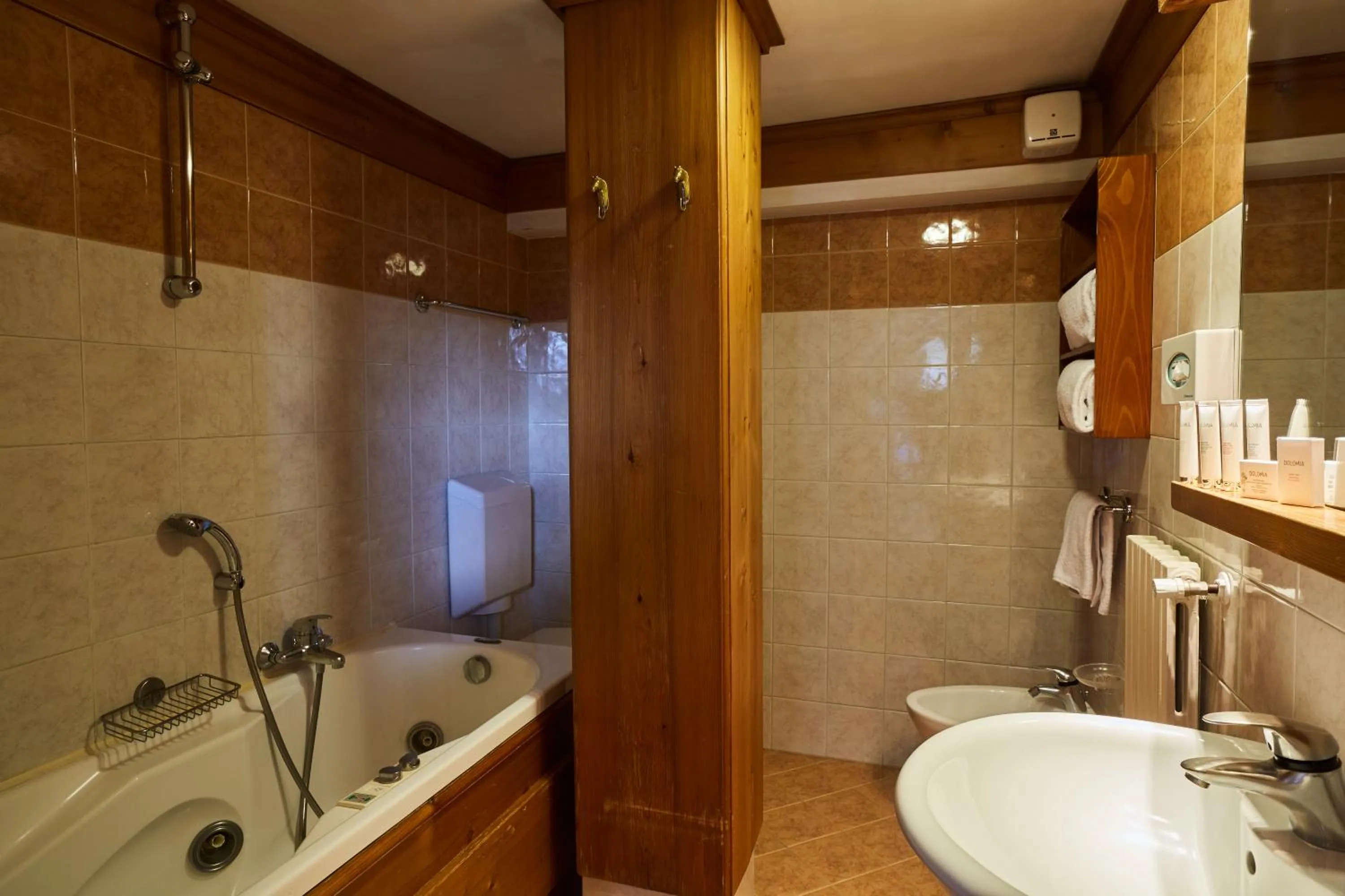 Bathroom in Hotel Europa