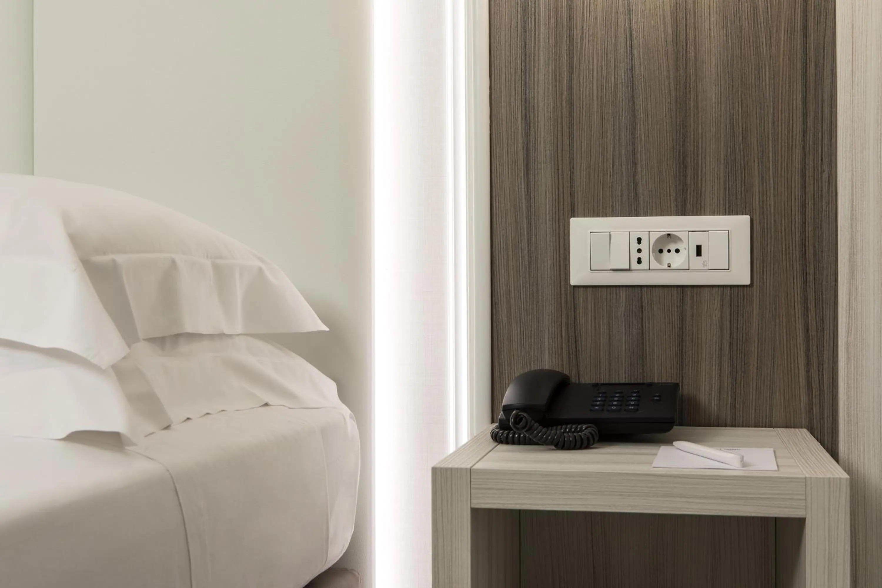 Decorative detail, Bed in Hotel San Giusto