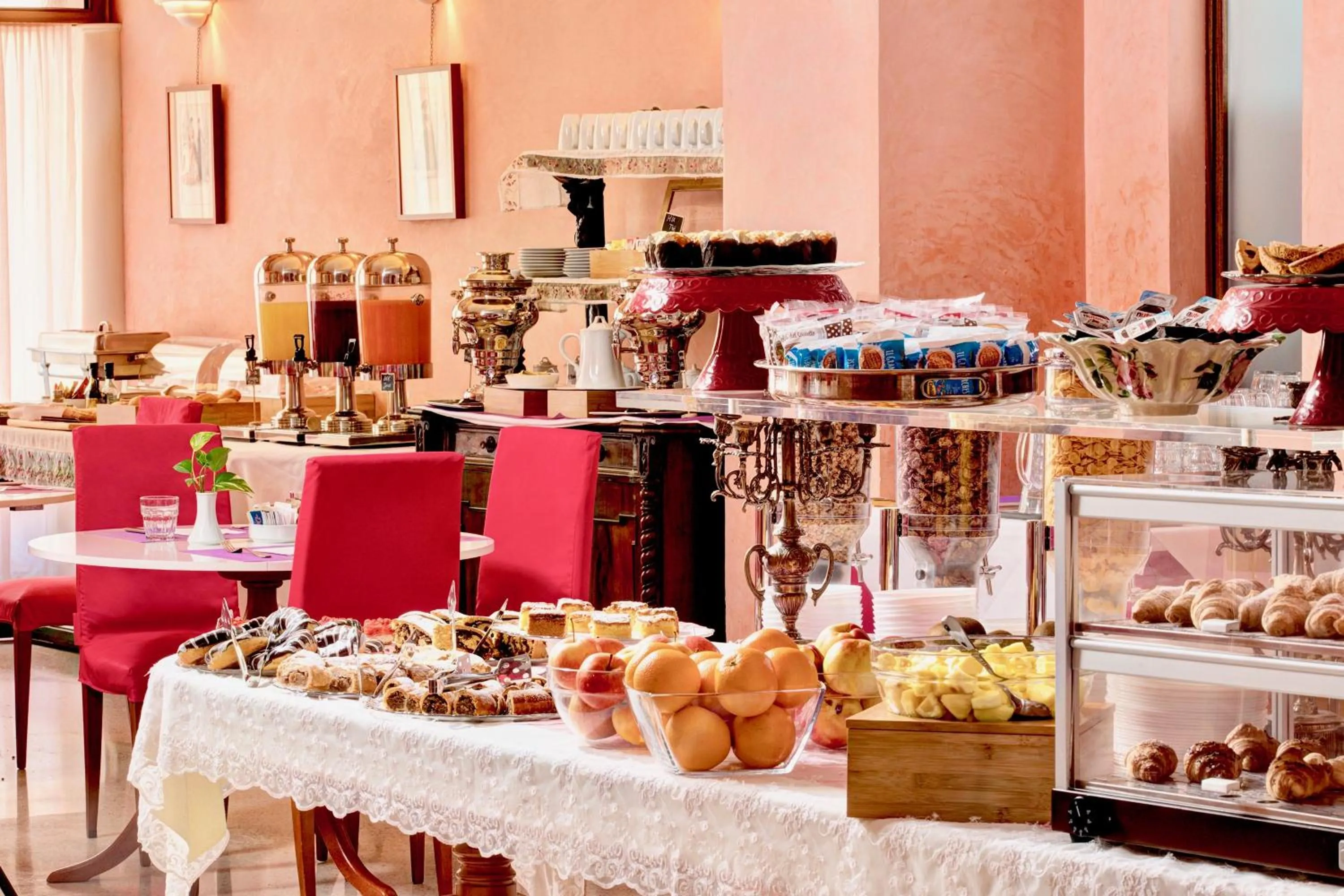 Breakfast in Hotel San Giusto