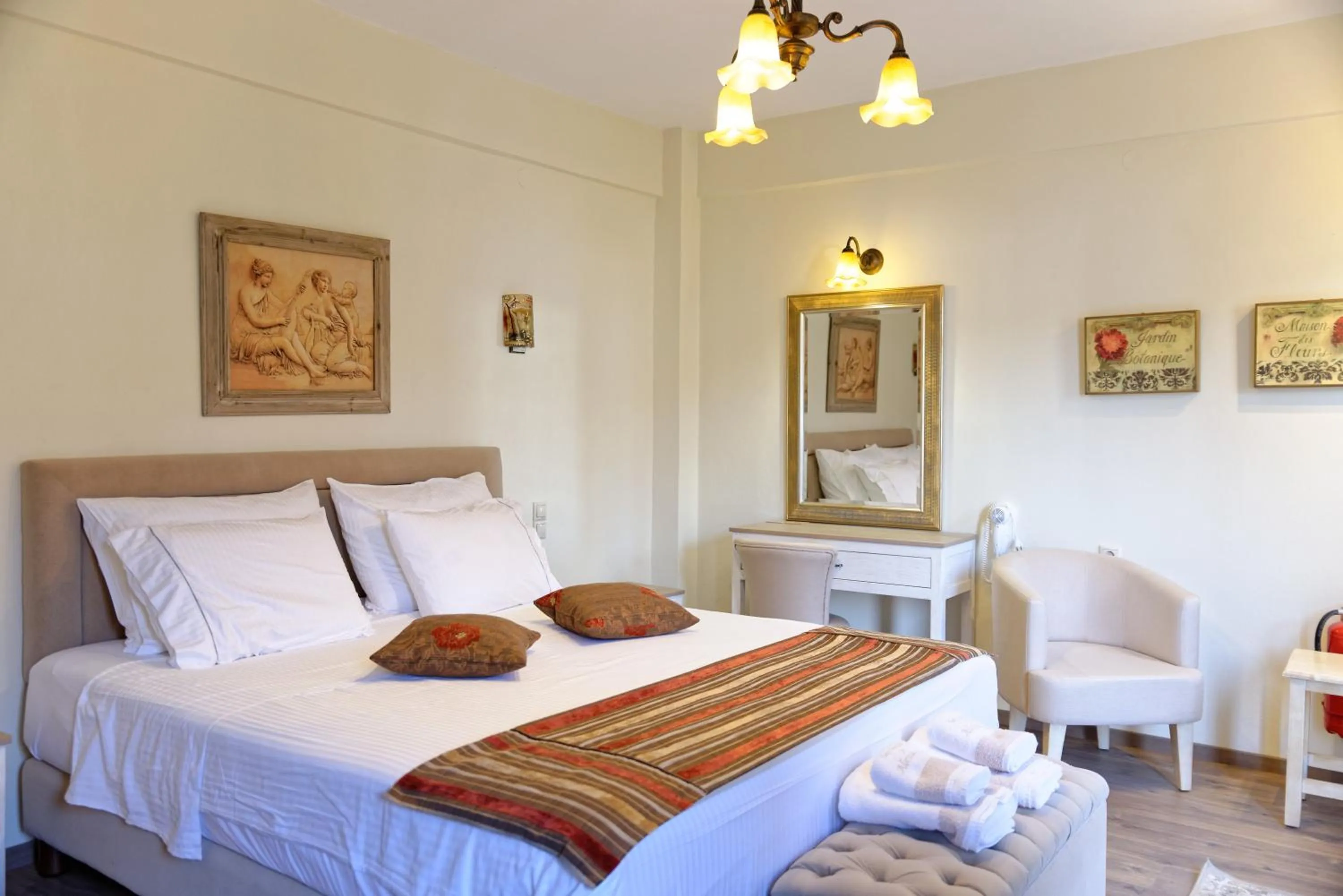 Double Room in Alexandra Hotel