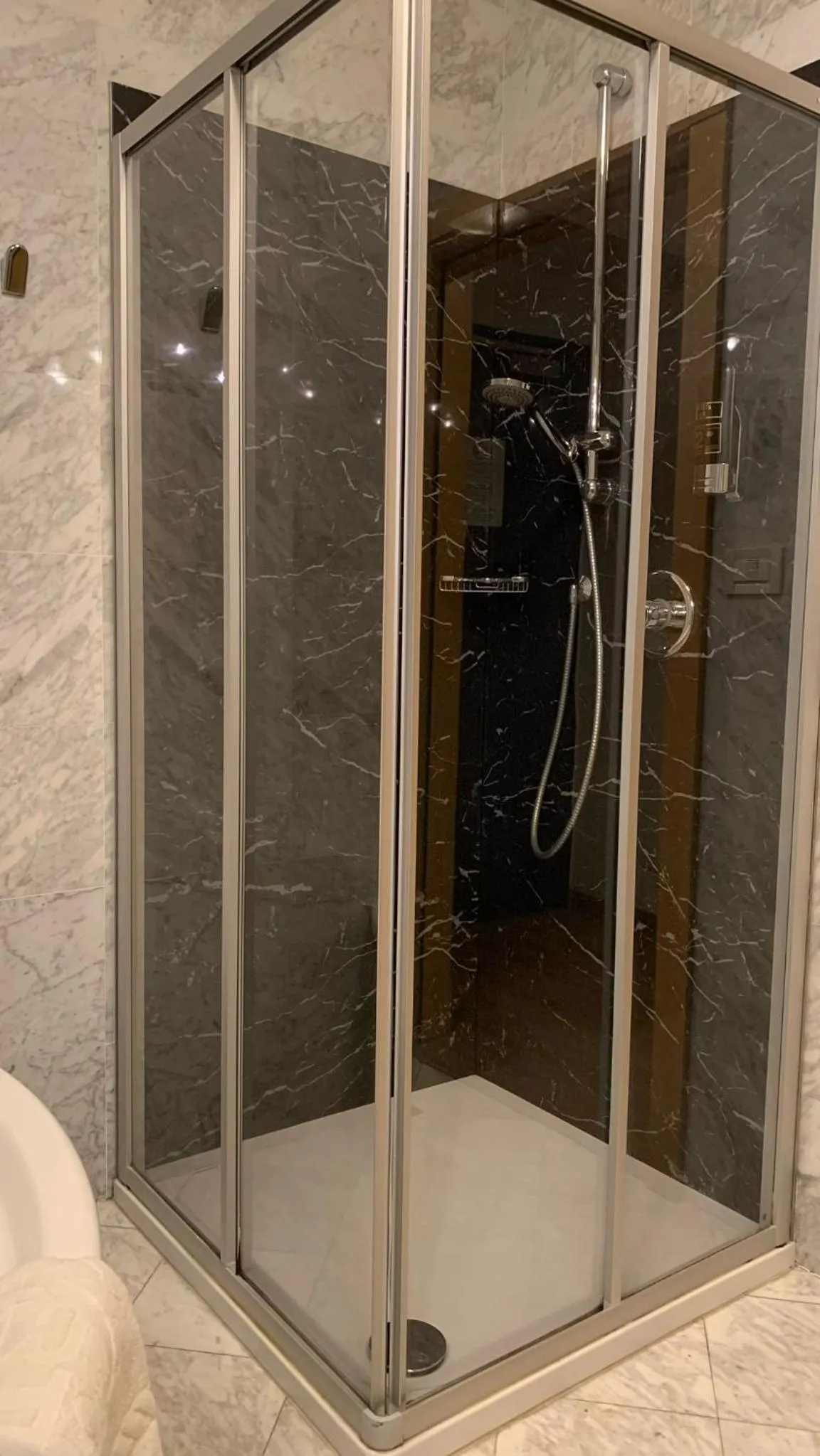 Bathroom in Business Resort Parkhotel Werth