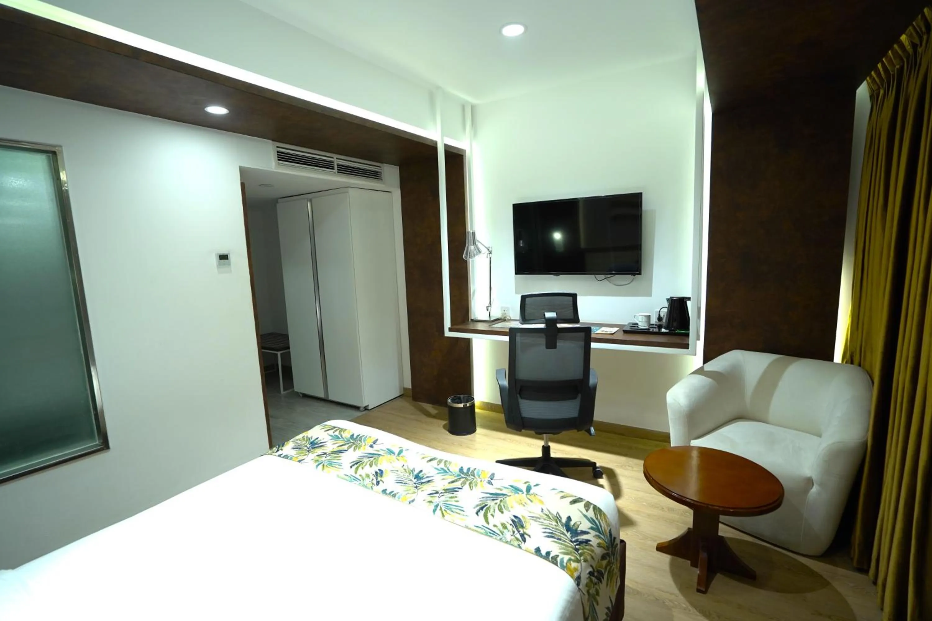 Bed in Grand River View Hotel - Rajshahi