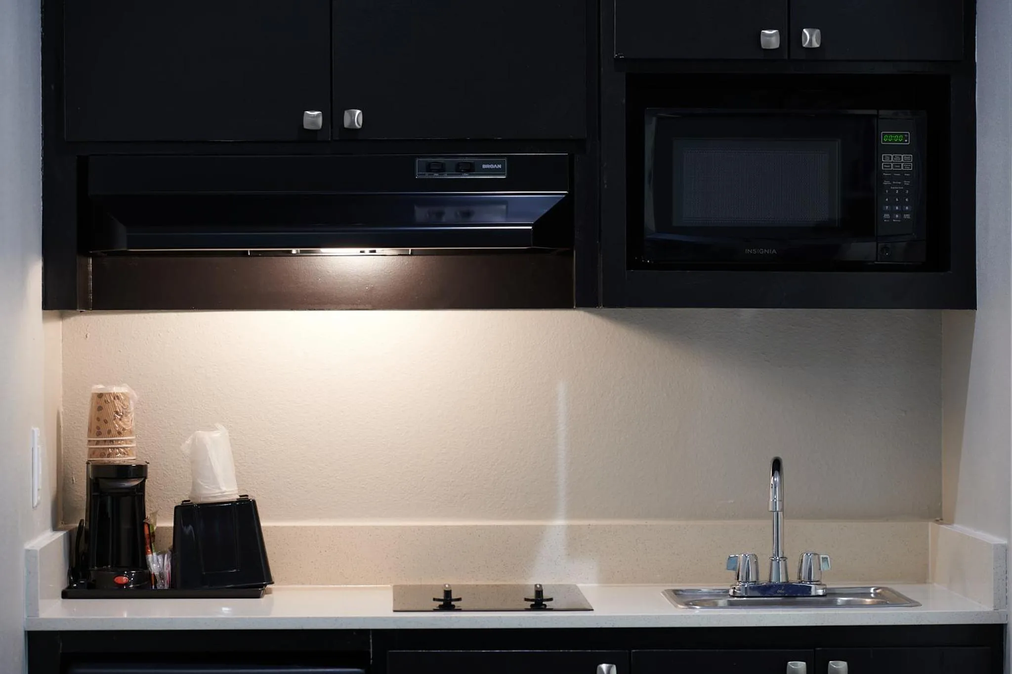 Kitchen or kitchenette in Crystal Inn