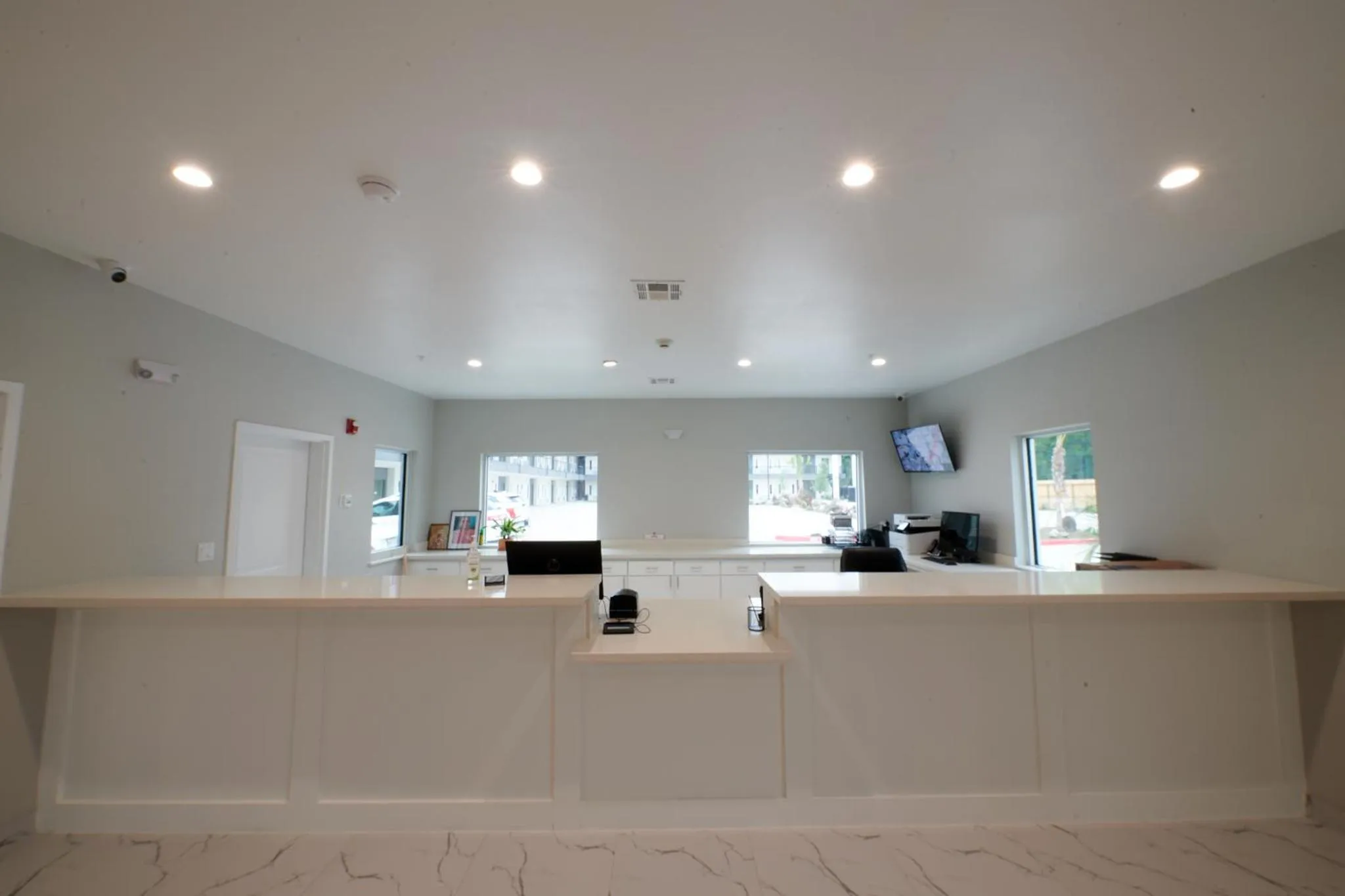 Lobby or reception in Crystal Inn