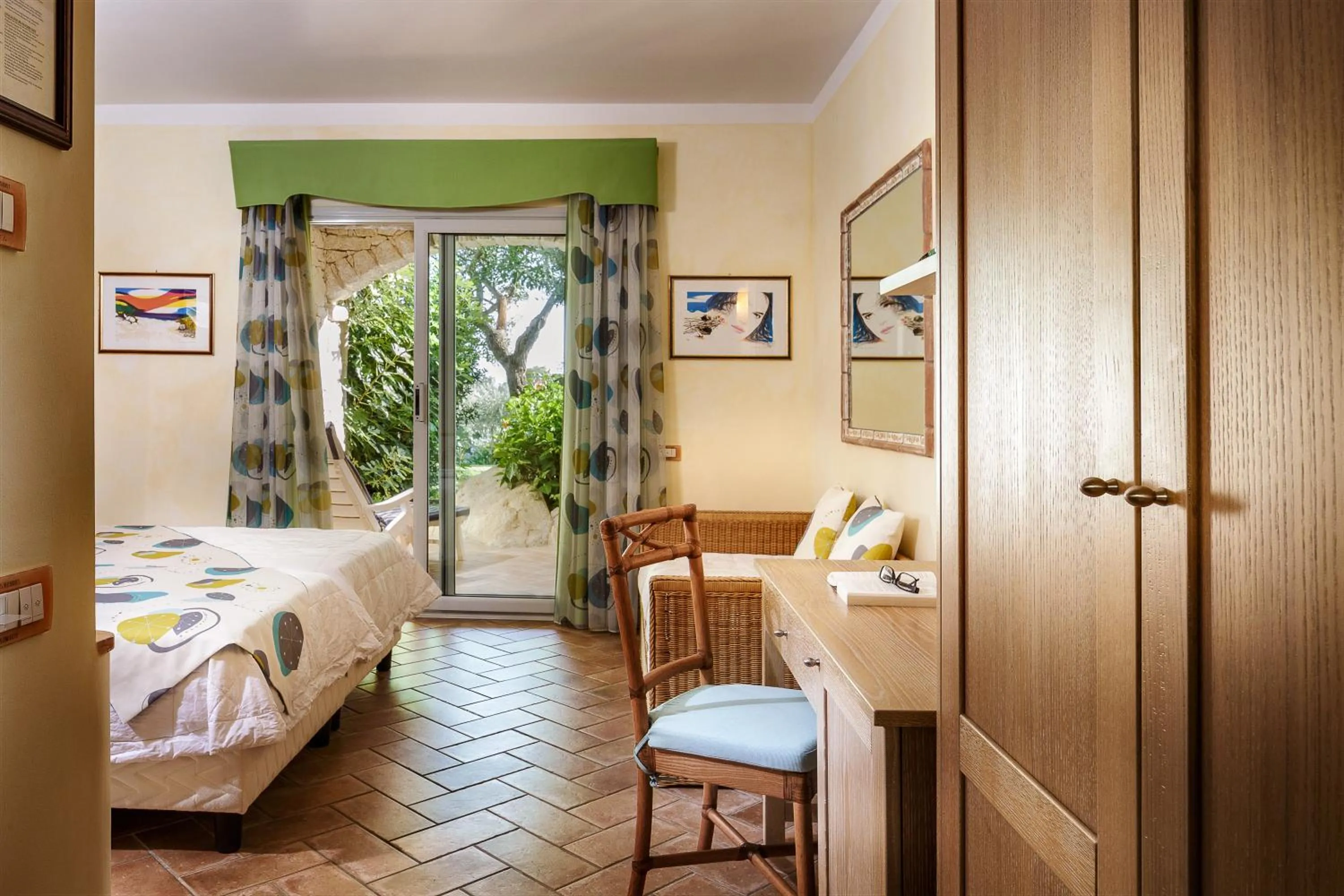 Bedroom, Bed in Cruccùris Resort - Adults Only