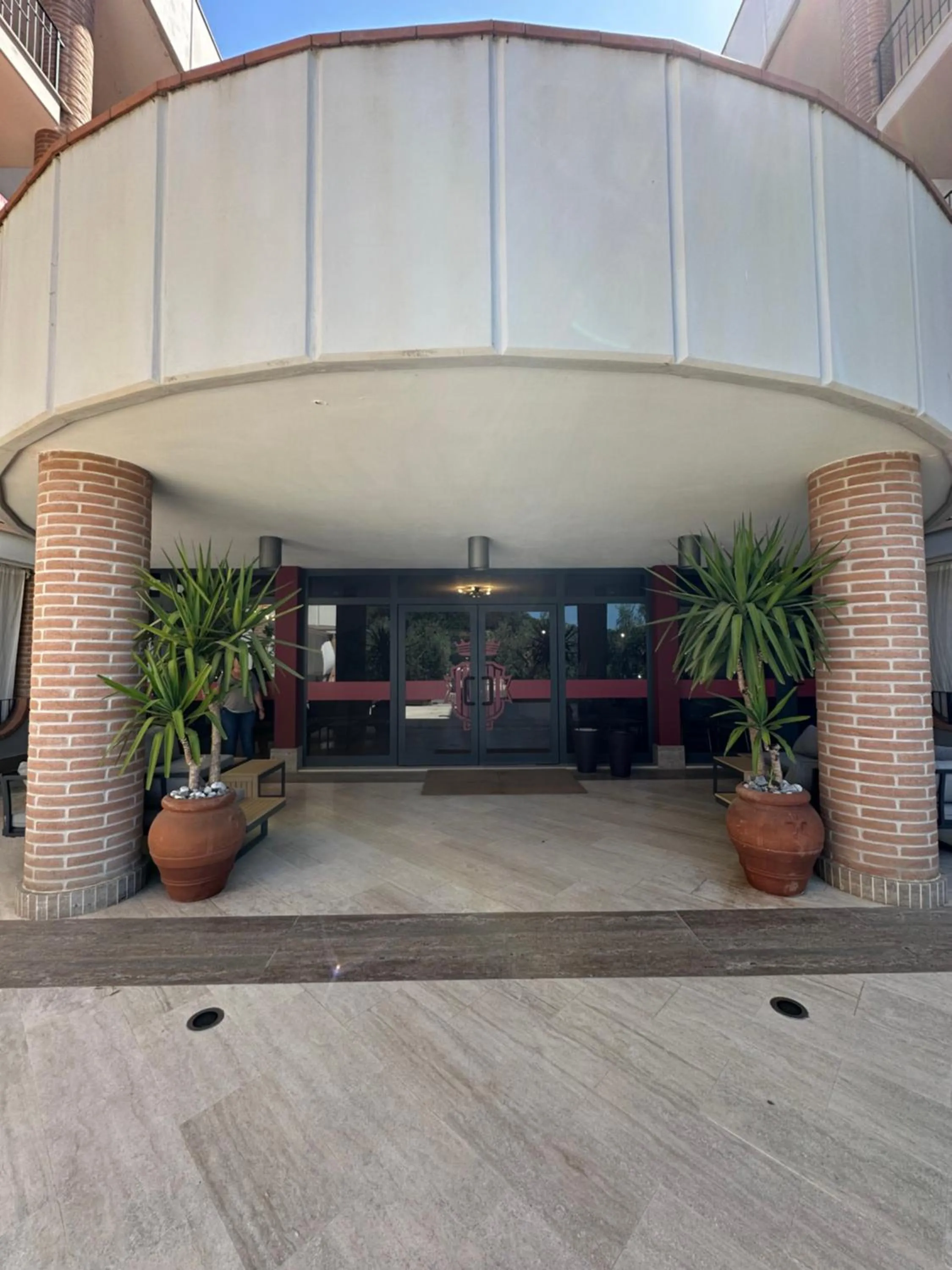 Lobby or reception in Le Residenze di Santa Costanza - Le Dimore