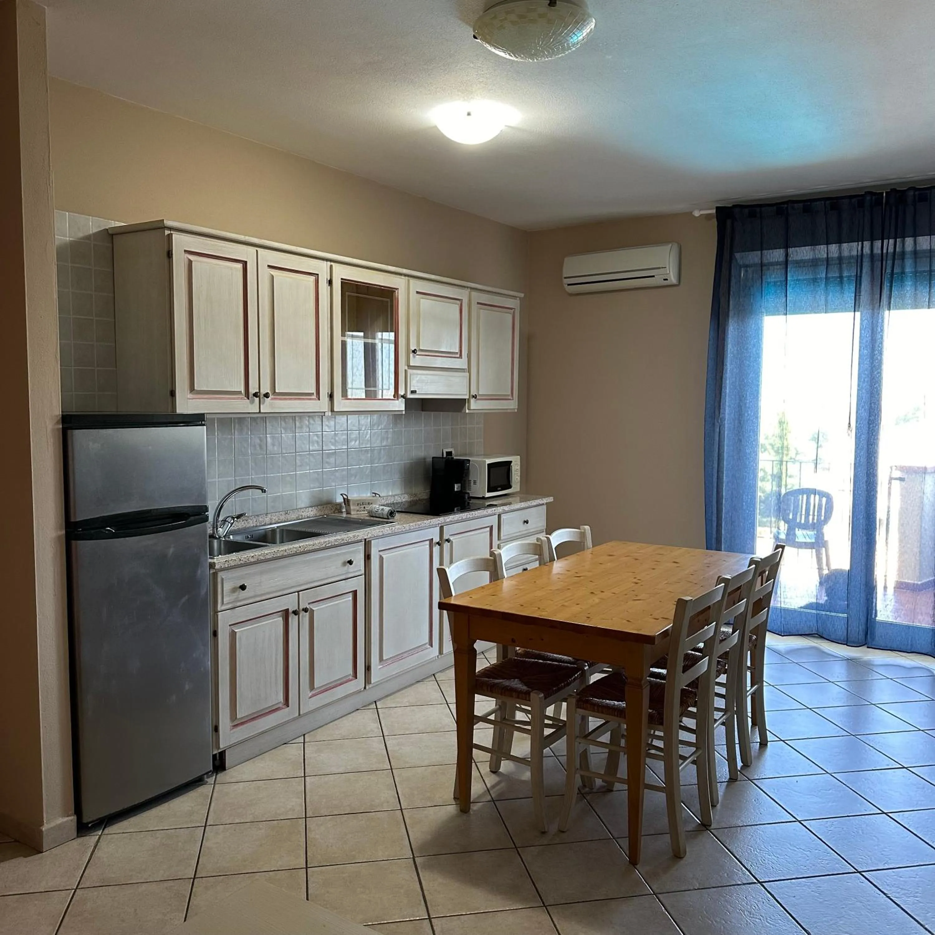 Kitchen or kitchenette in Le Residenze di Santa Costanza - Le Dimore