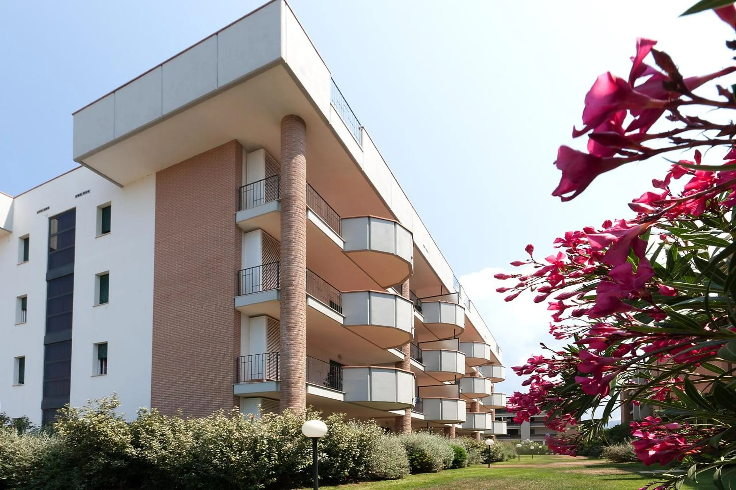 Property building in Le Residenze di Santa Costanza - Le Dimore