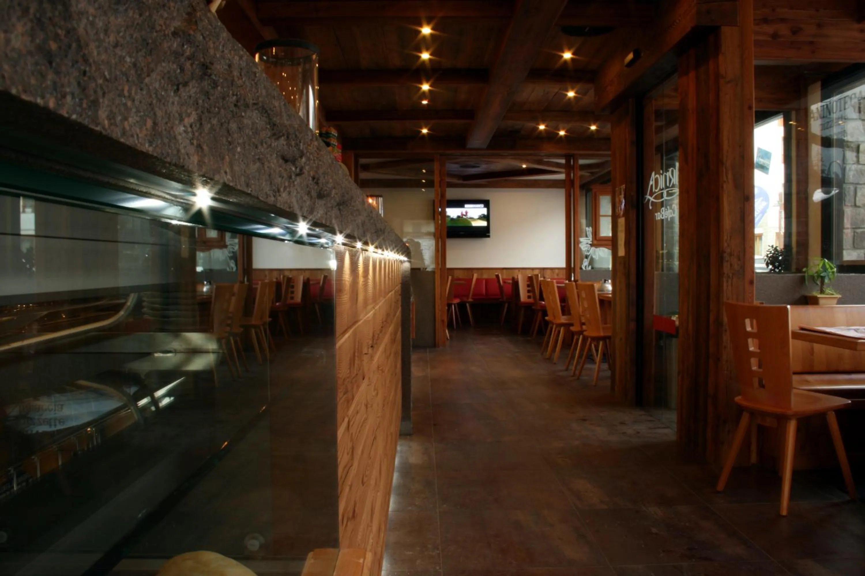Restaurant/places to eat in Hotel Garni Arnica ***S