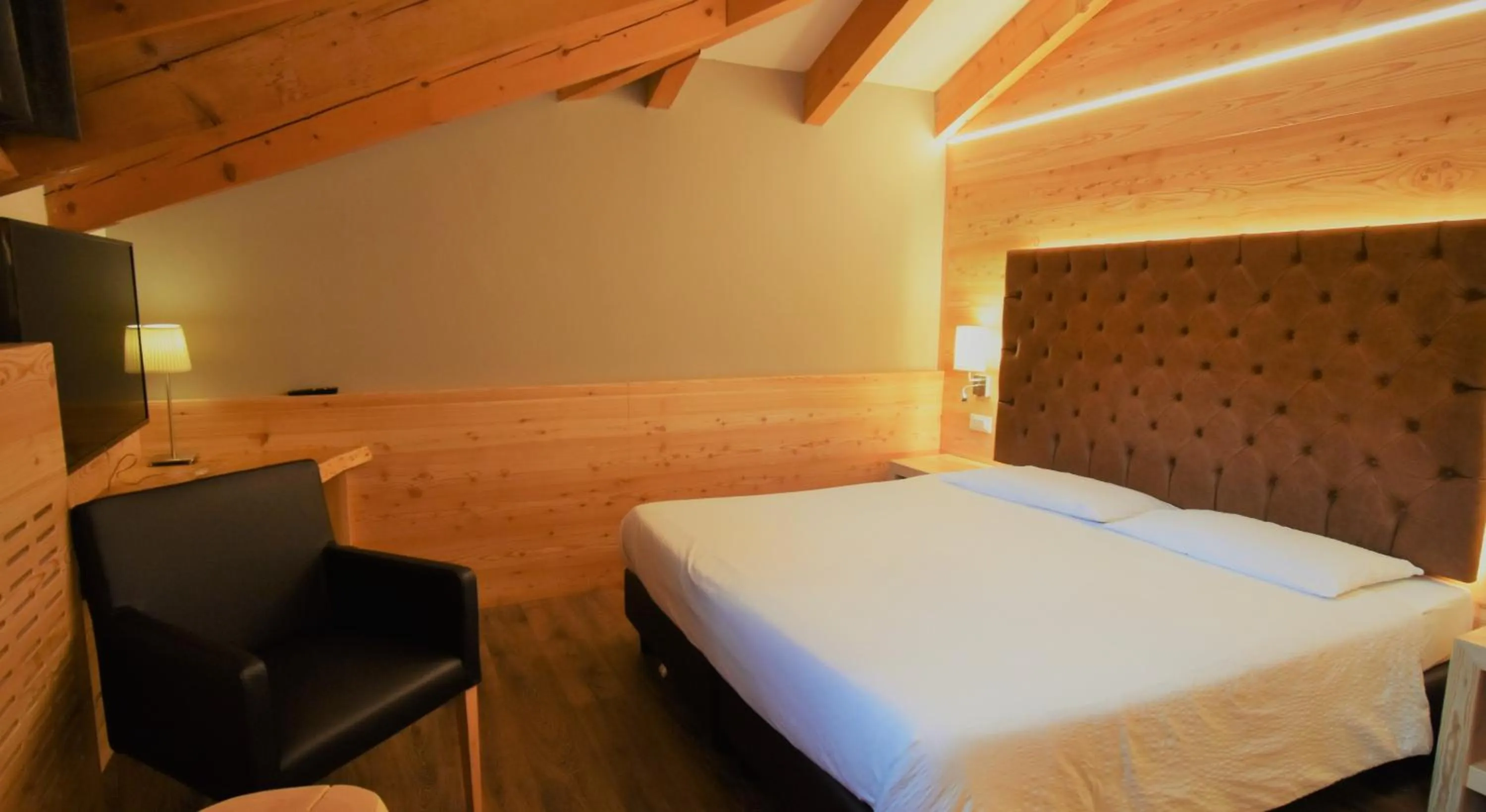 Bedroom, Bed in Hotel Garni Arnica ***S