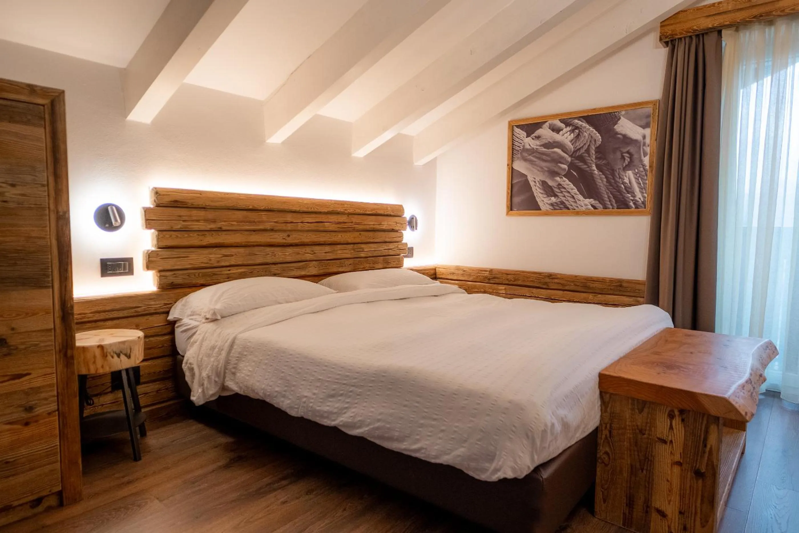 Bed in Hotel Garni Arnica ***S