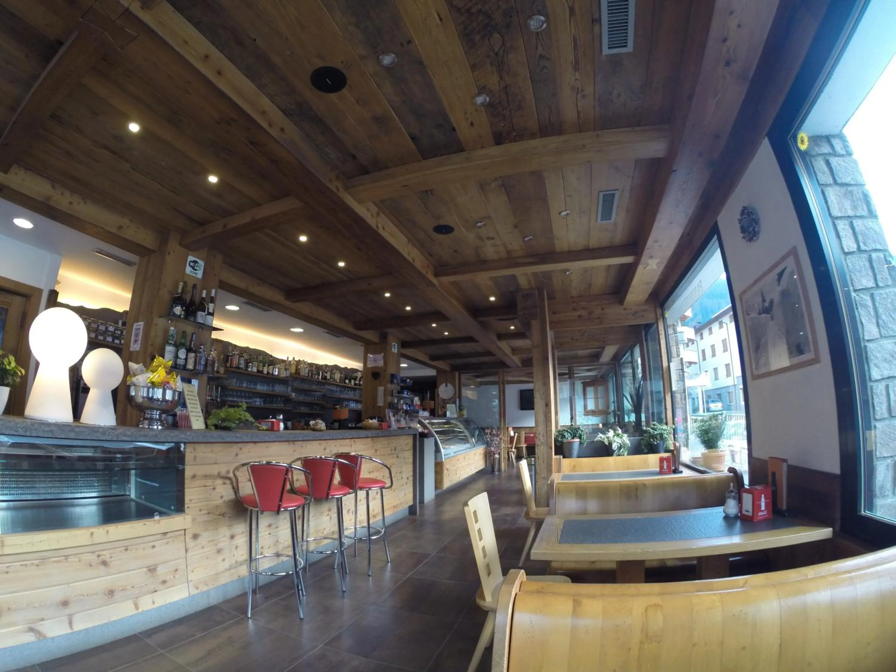 Lounge or bar in Hotel Garni Arnica ***S