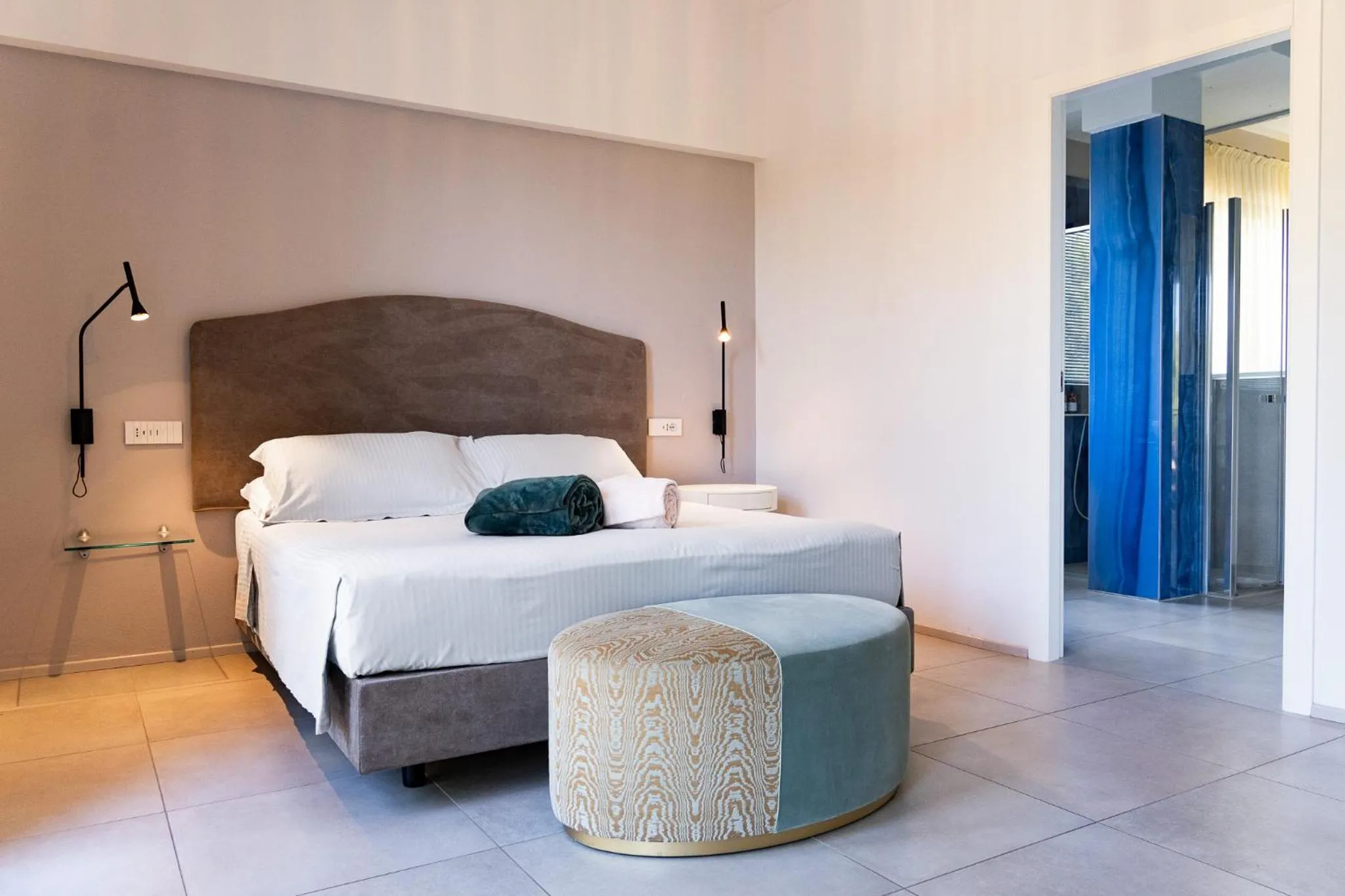 Bedroom, Bed in Hotel Corallo