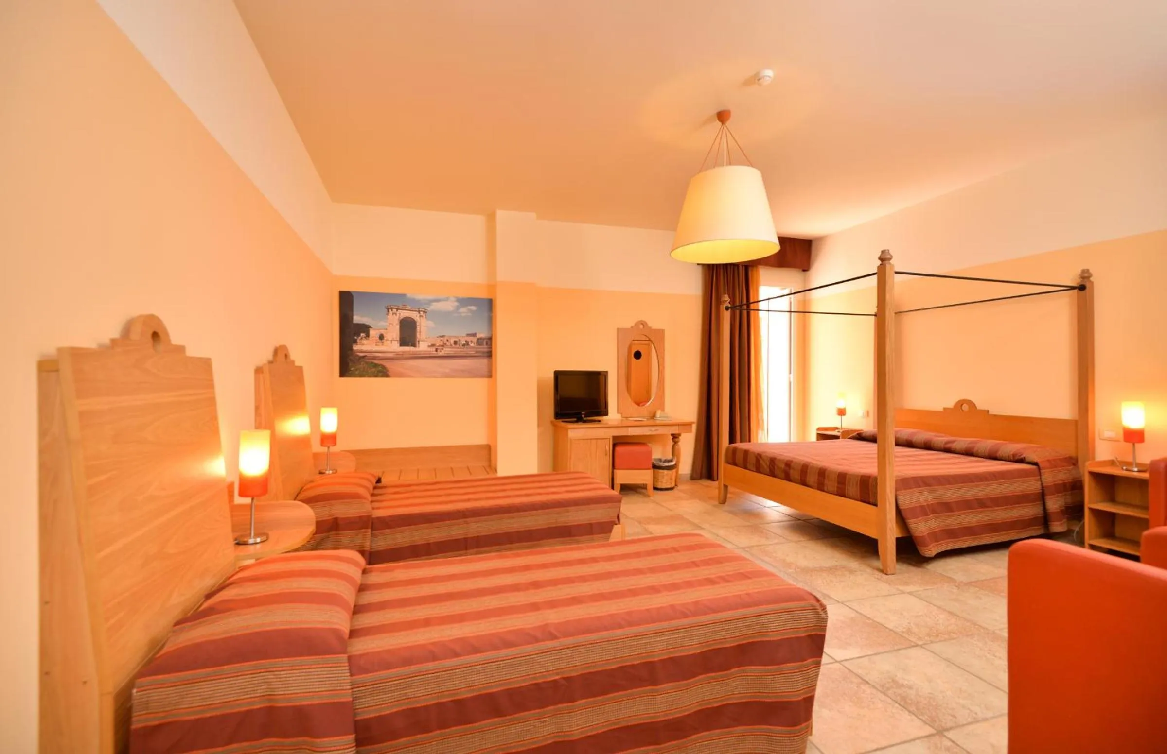 TV and multimedia in Il Tabacchificio Hotel