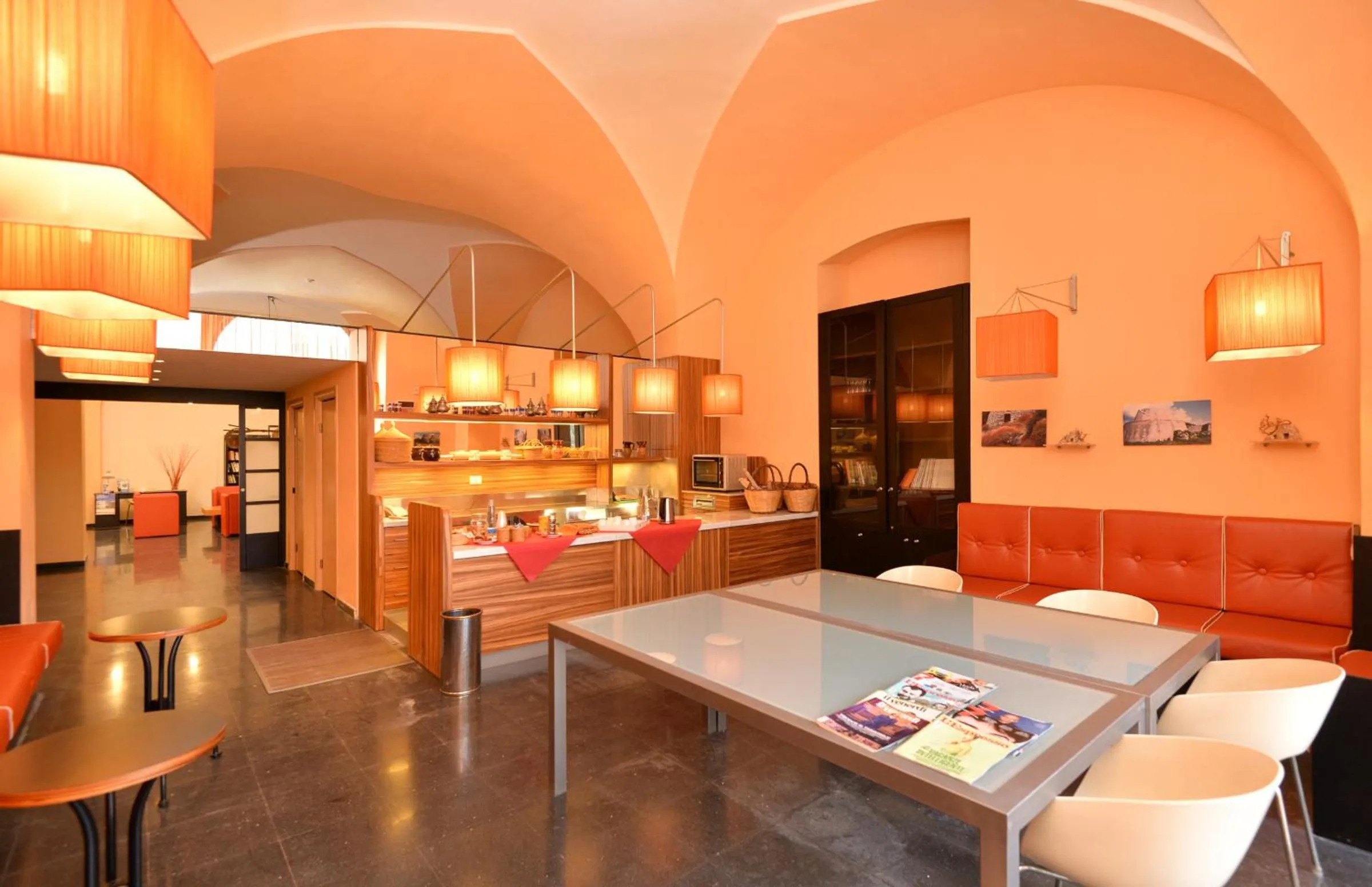 Lounge or bar in Il Tabacchificio Hotel