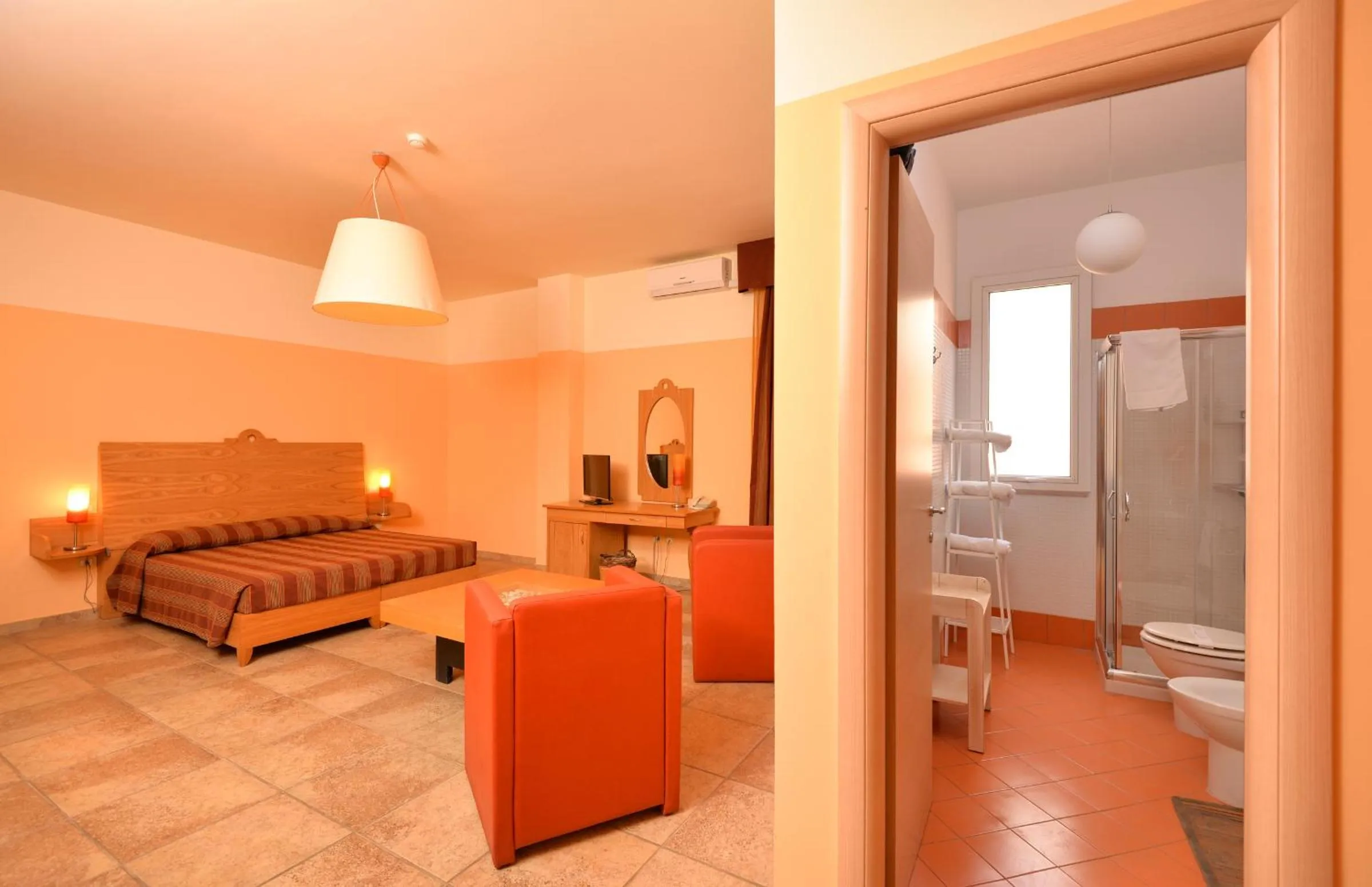 Shower in Il Tabacchificio Hotel