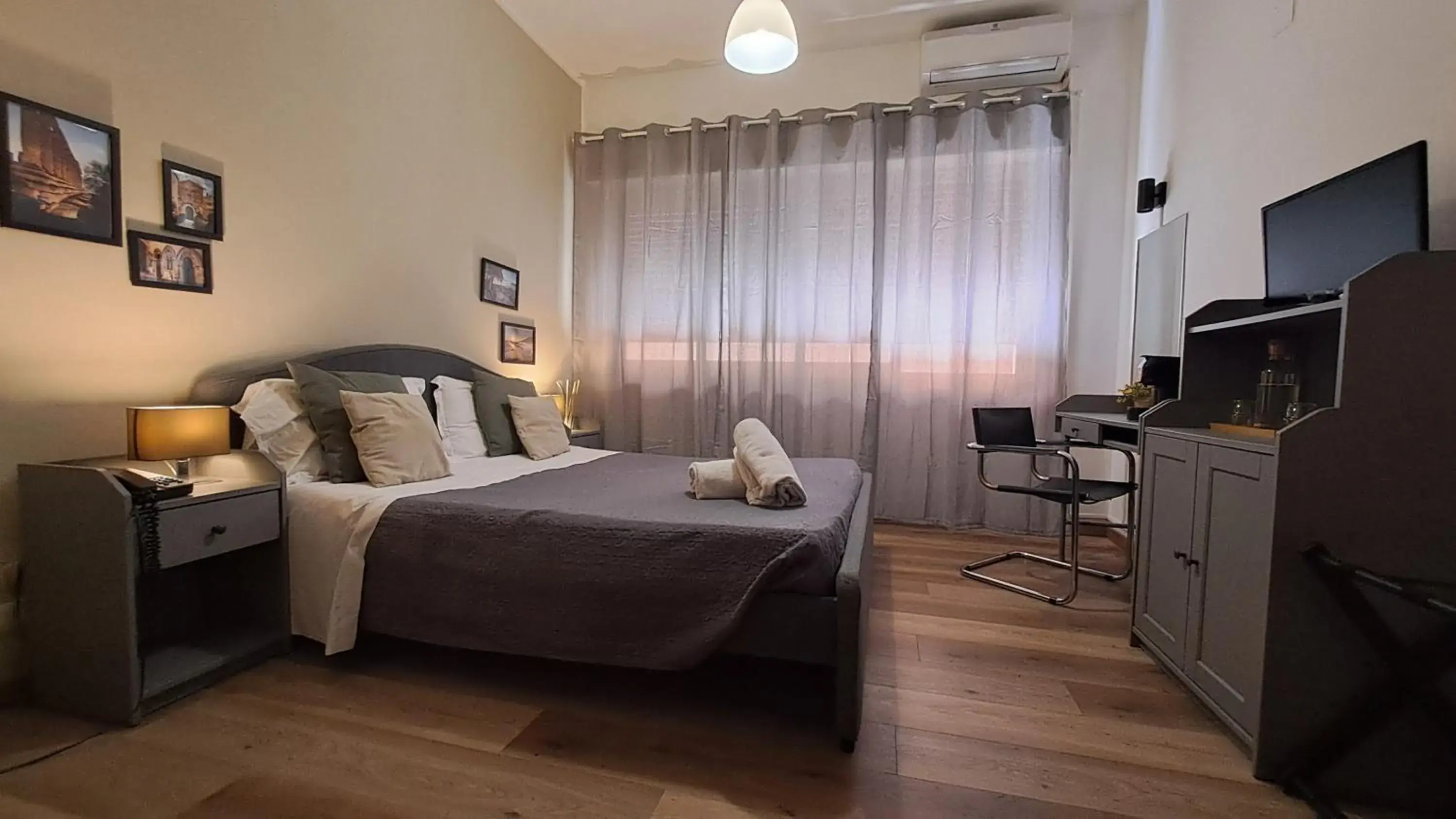 Photo of the whole room, Bed in Hotel Del Viale Photo of the whole room, Bed in Hotel Del Viale