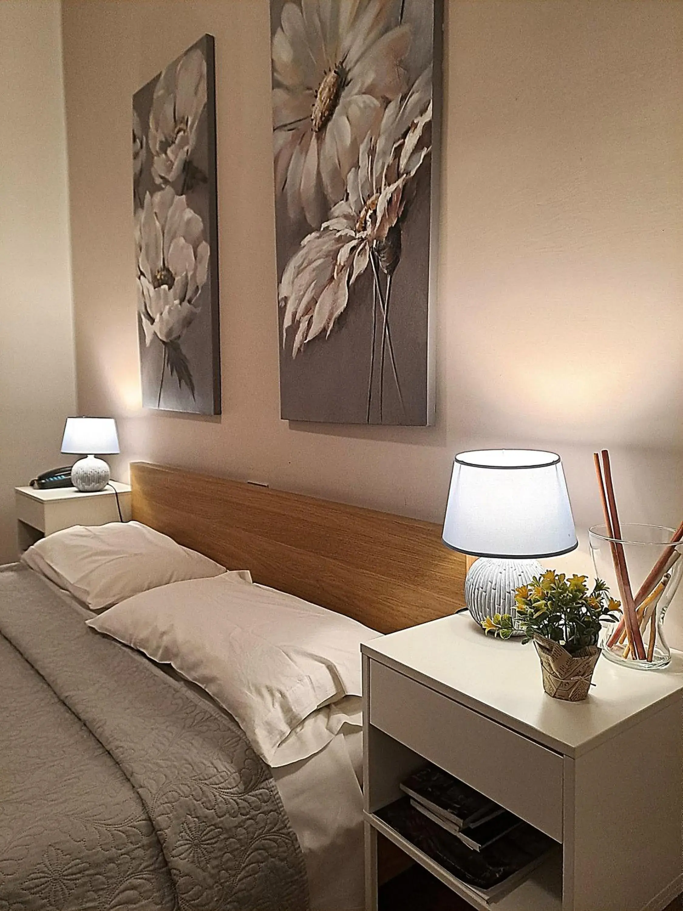 Bedroom, Bed in Hotel Del Viale Bedroom, Bed in Hotel Del Viale