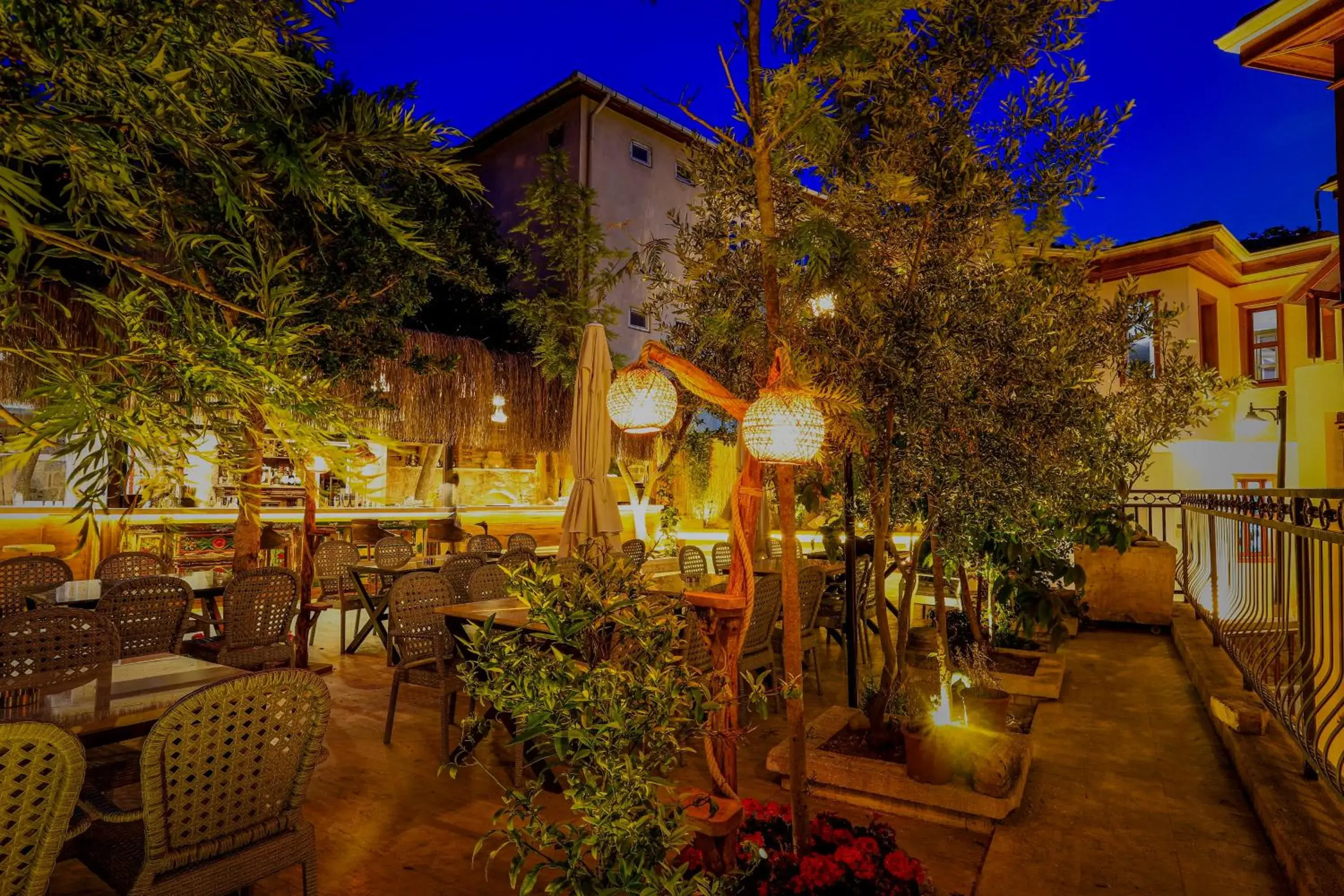 Lounge or bar in WOO Town Suites Lounge or bar in WOO Town Suites