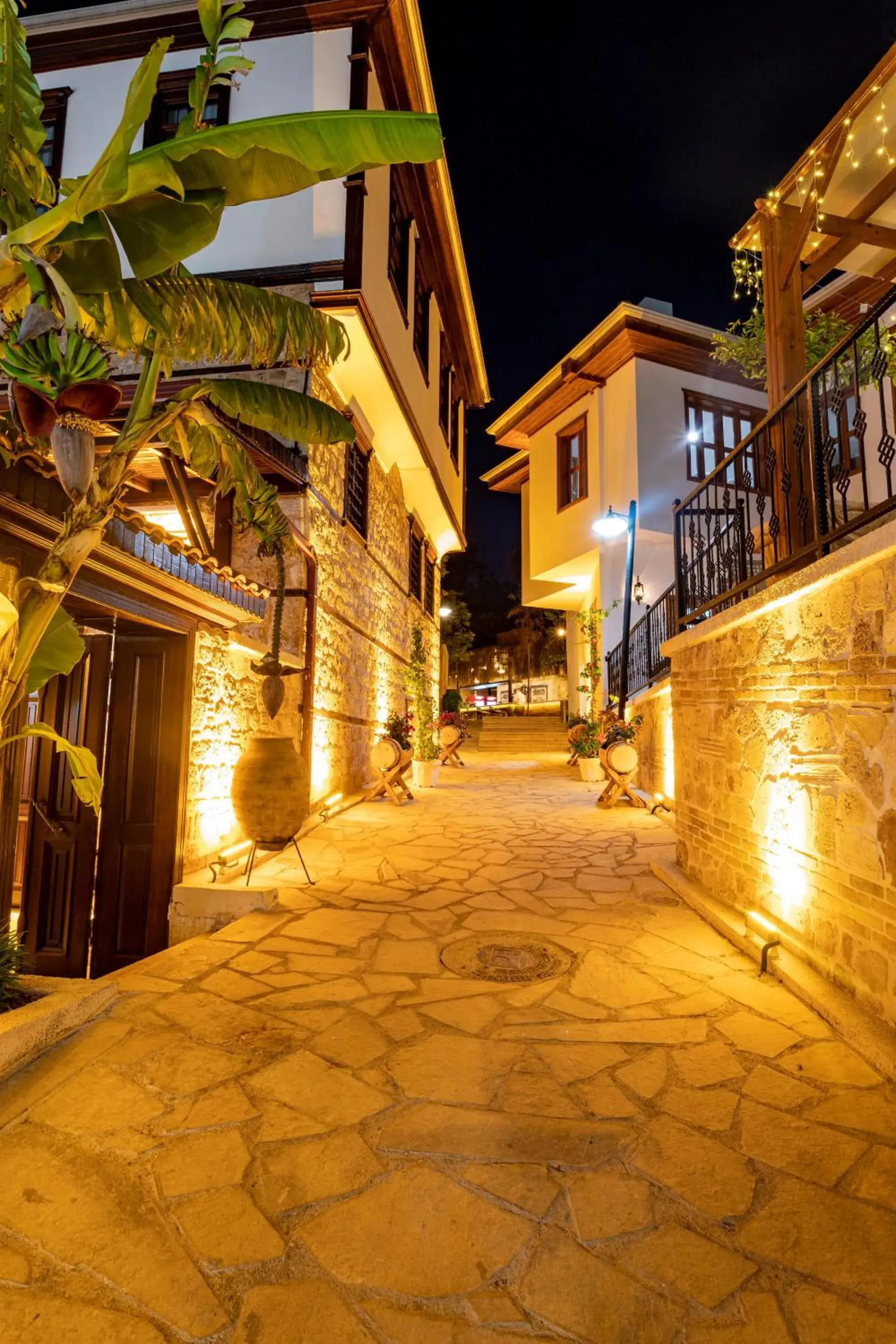 Property building in WOO Town Suites Property building in WOO Town Suites