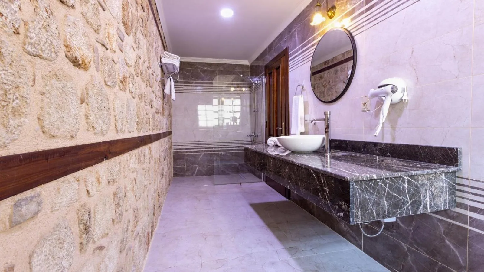 Bathroom in WOO Town Suites