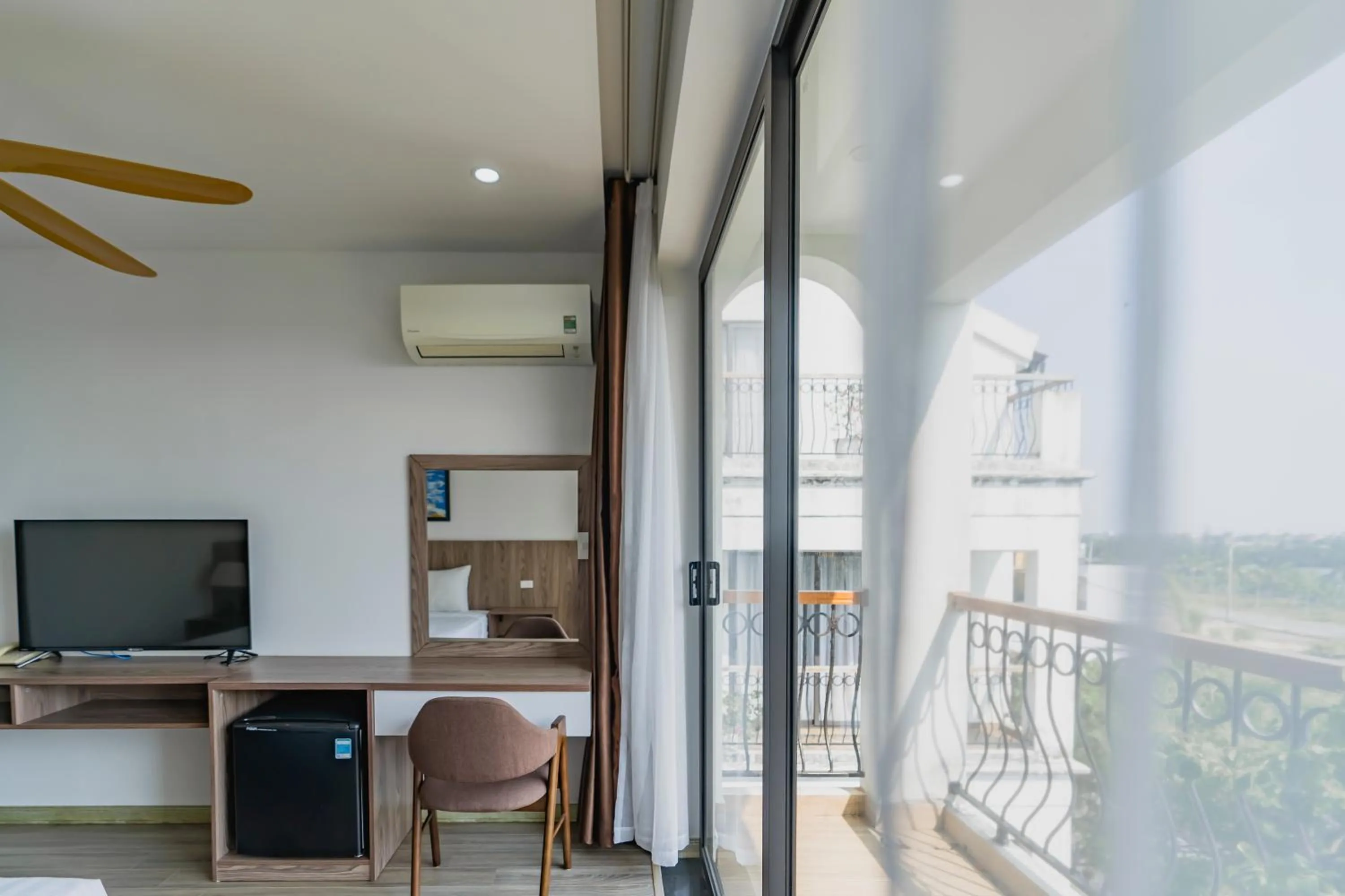 TV and multimedia in 1 Stop ViVi An Bang Beach Hoi An Hotel