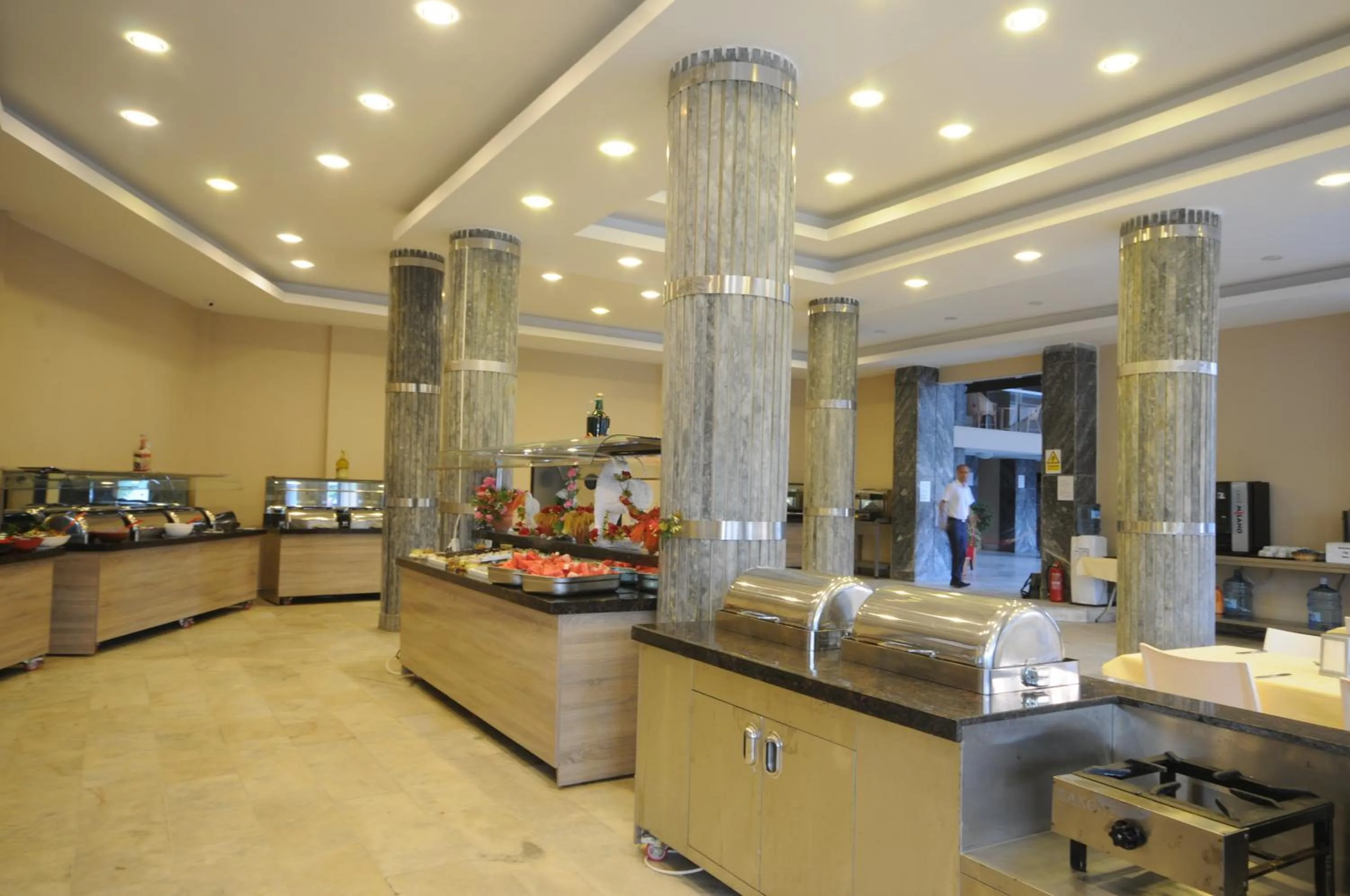 Restaurant/places to eat in Sonnen Hotel