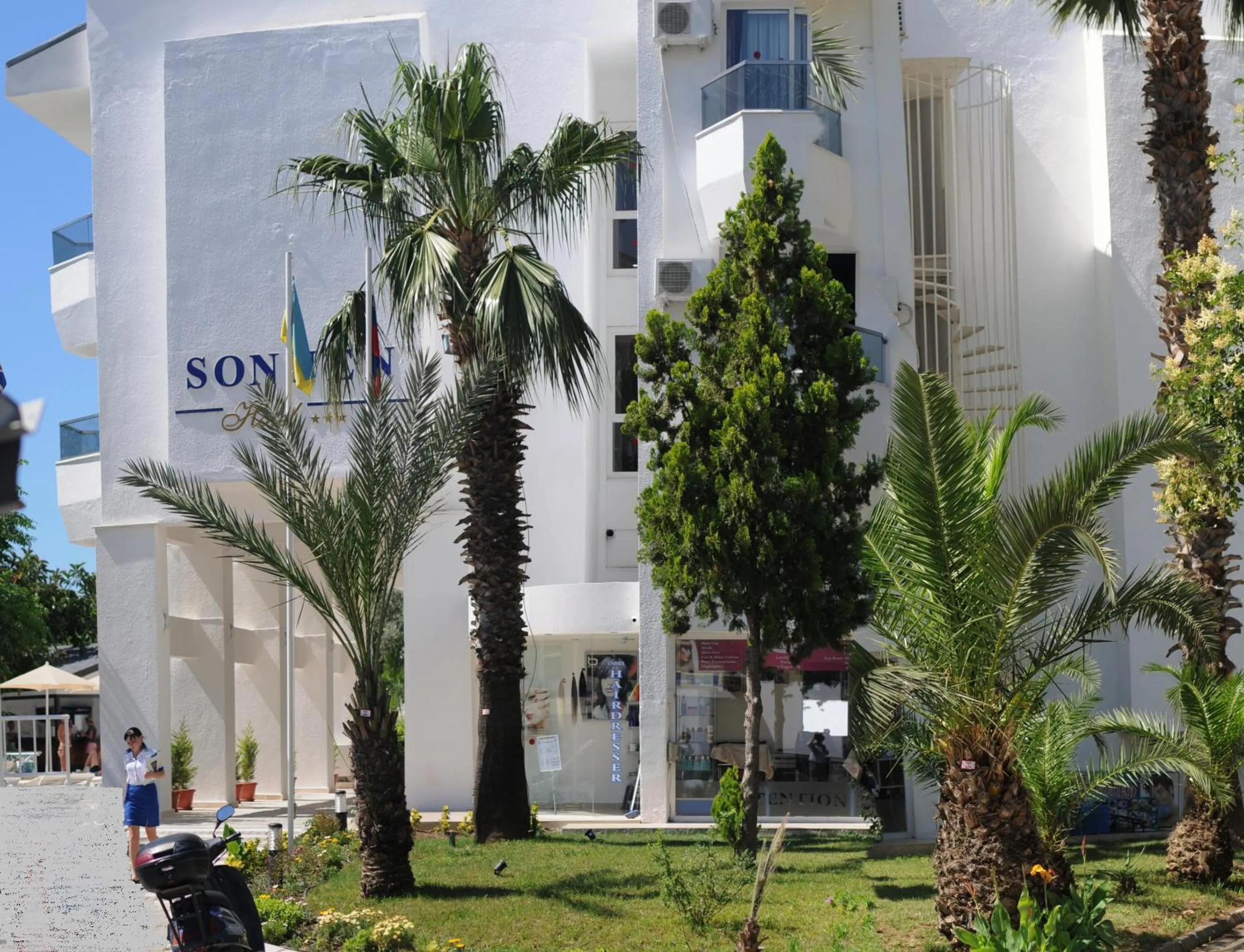 Property building in Sonnen Hotel
