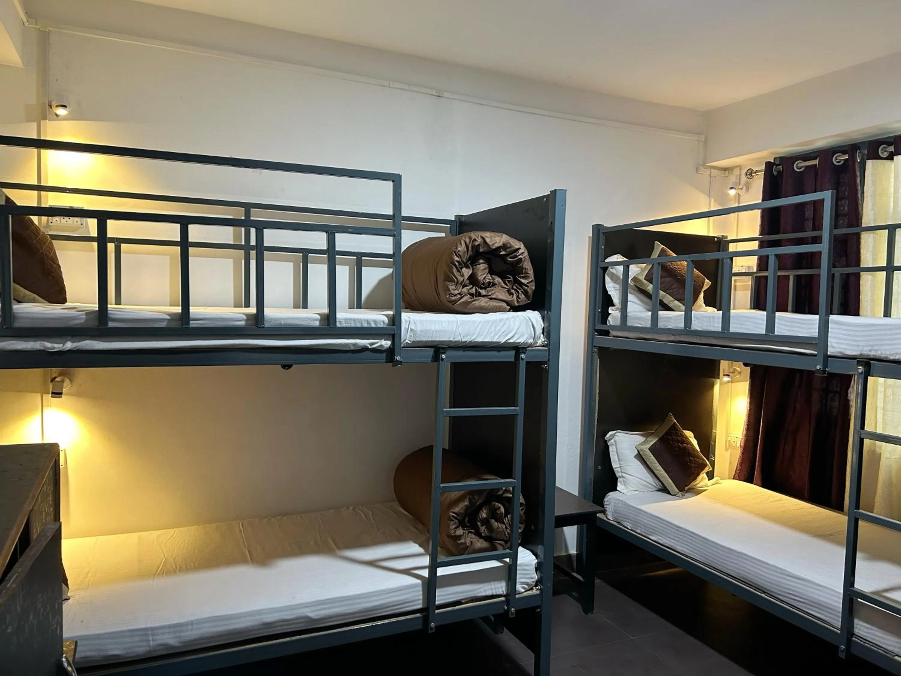 Bed in House of Nomad