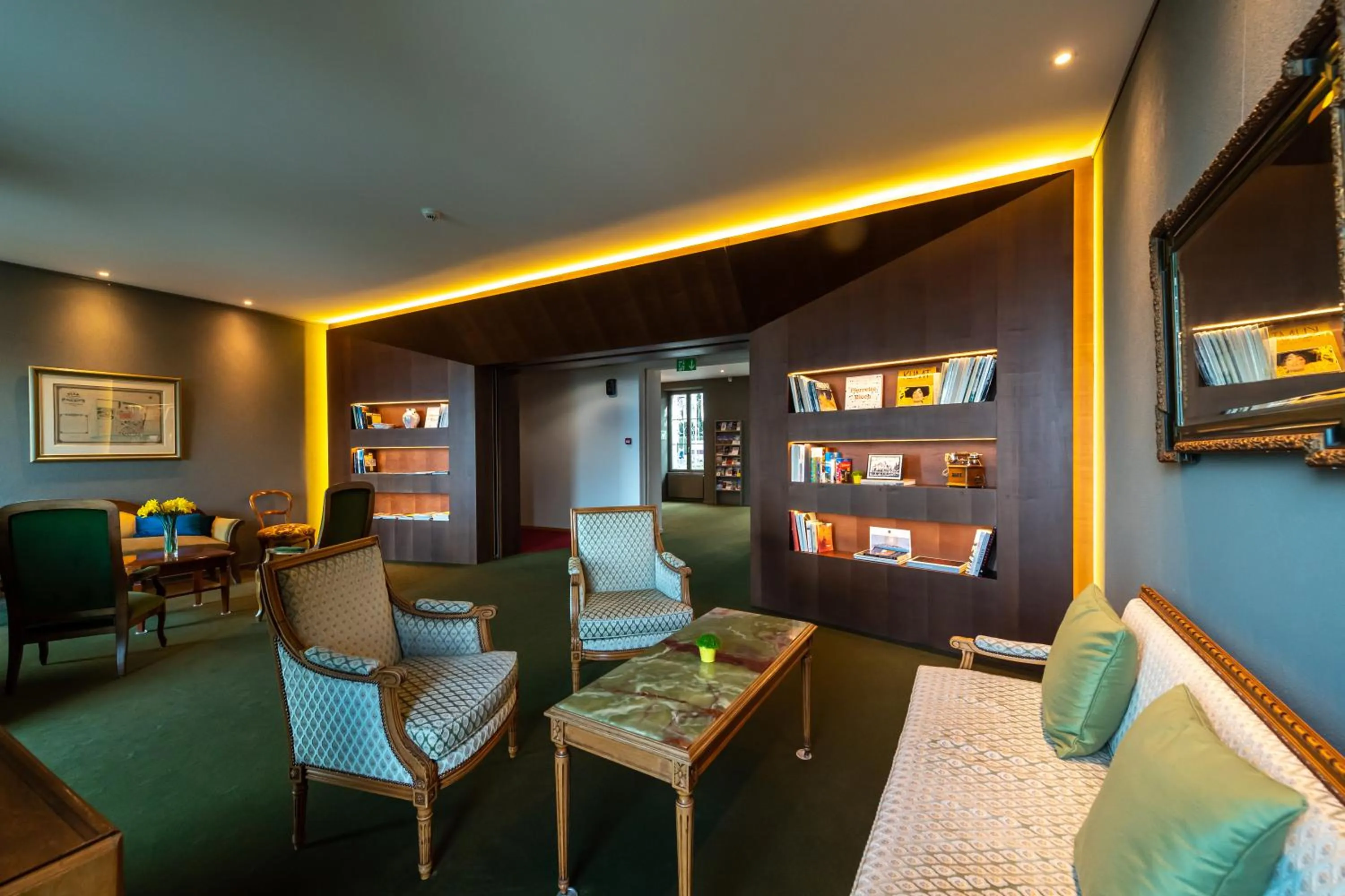 Lobby or reception in Hôtel Bon Rivage