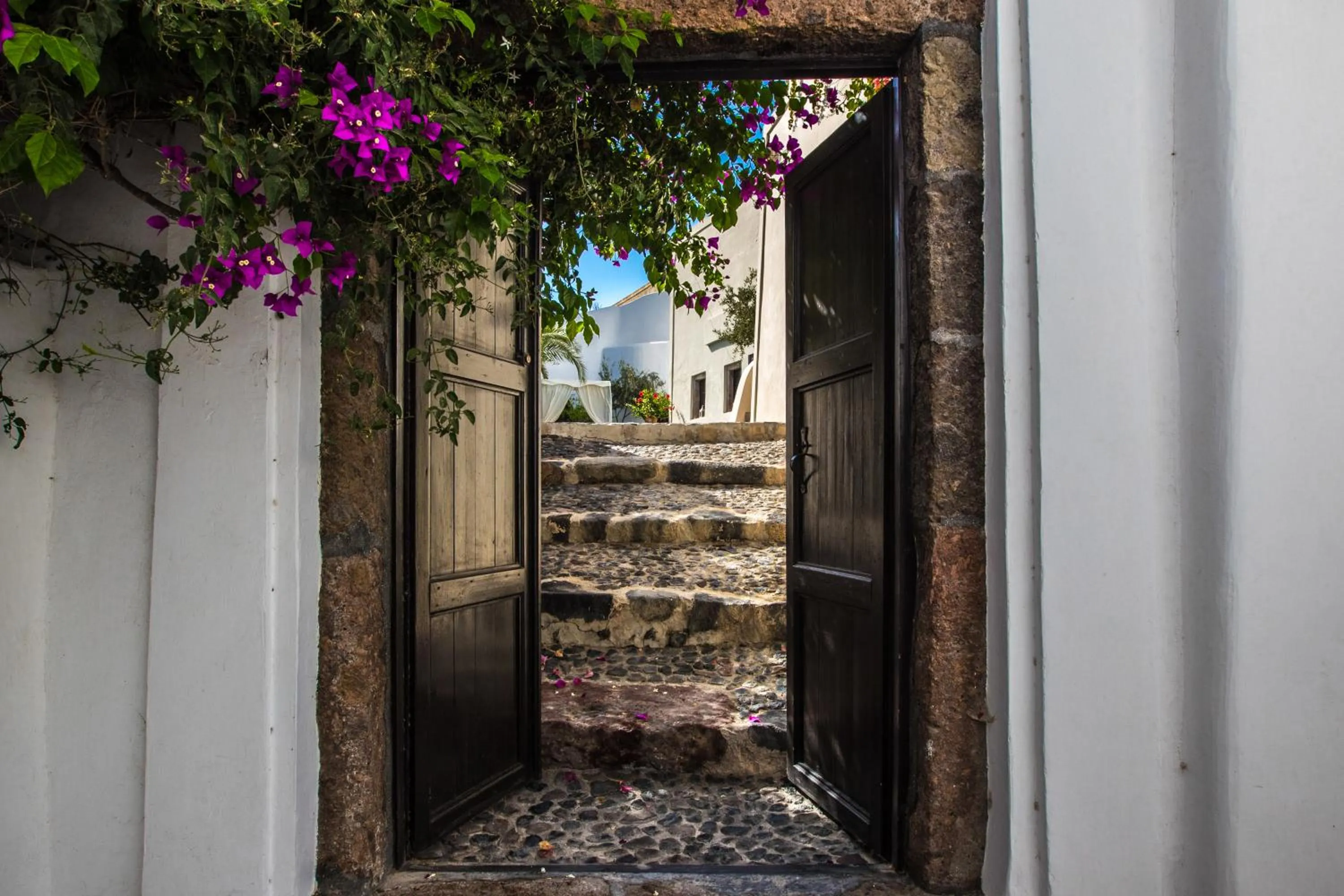 Facade/entrance in Santorini Heritage Villas