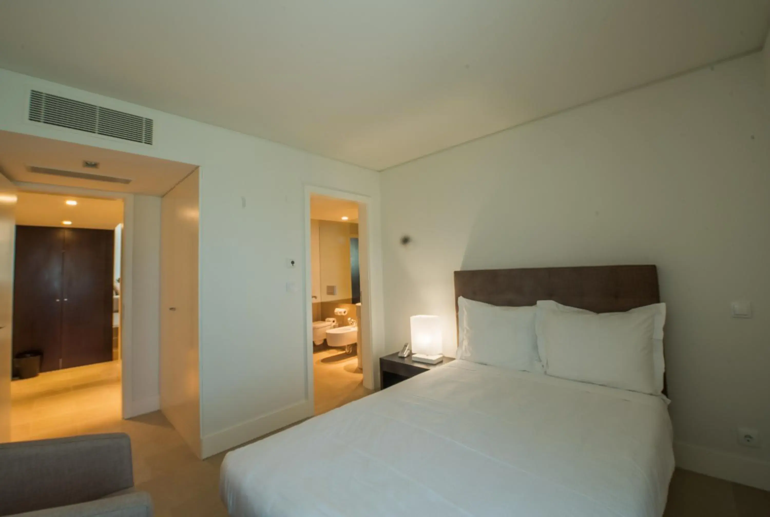 Bed in Troia Residence by The Editory - Apartamentos Marina Bed in Troia Residence by The Editory - Apartamentos Marina