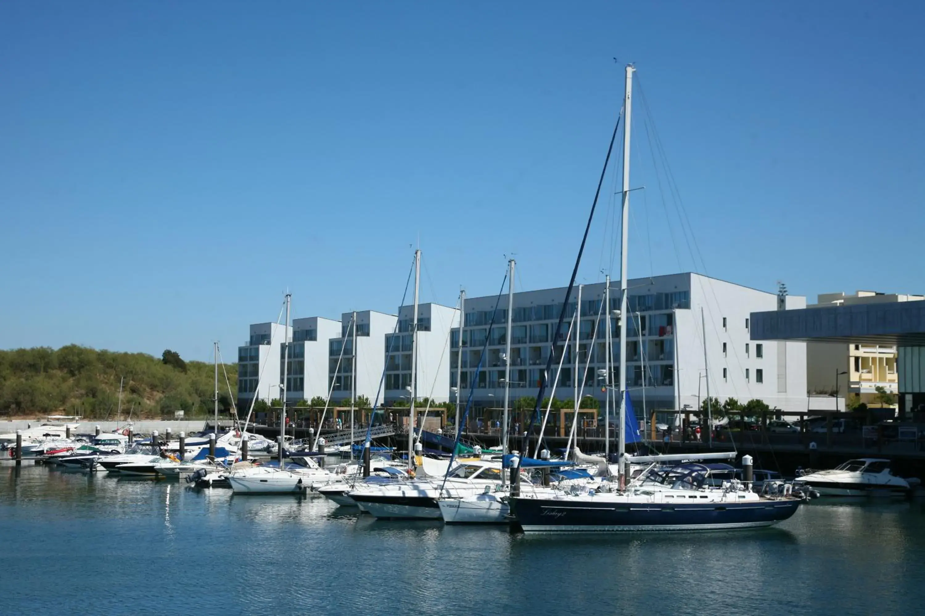 Facade/entrance in Troia Residence by The Editory - Apartamentos Marina Facade/entrance in Troia Residence by The Editory - Apartamentos Marina