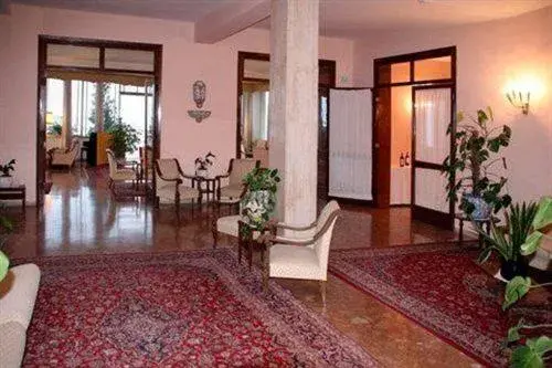 Lobby/Reception in Hotel Mediterran