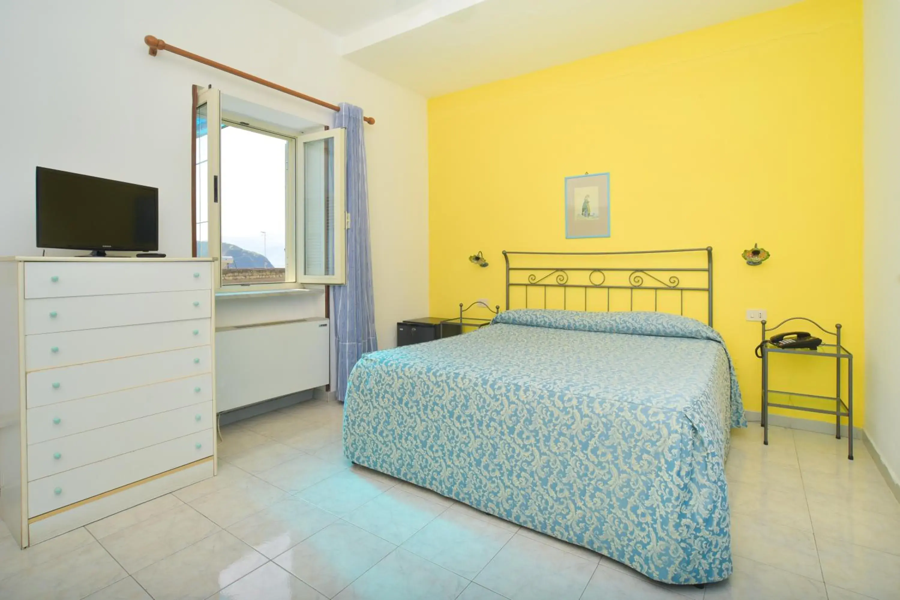 Double Room with Balcony in Hotel Celeste Double Room with Balcony in Hotel Celeste