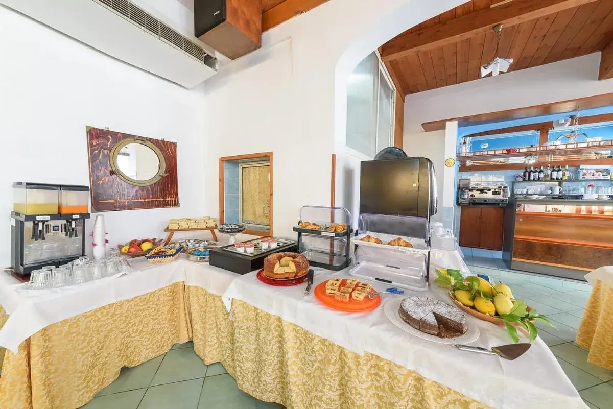 Breakfast in Hotel Celeste Breakfast in Hotel Celeste