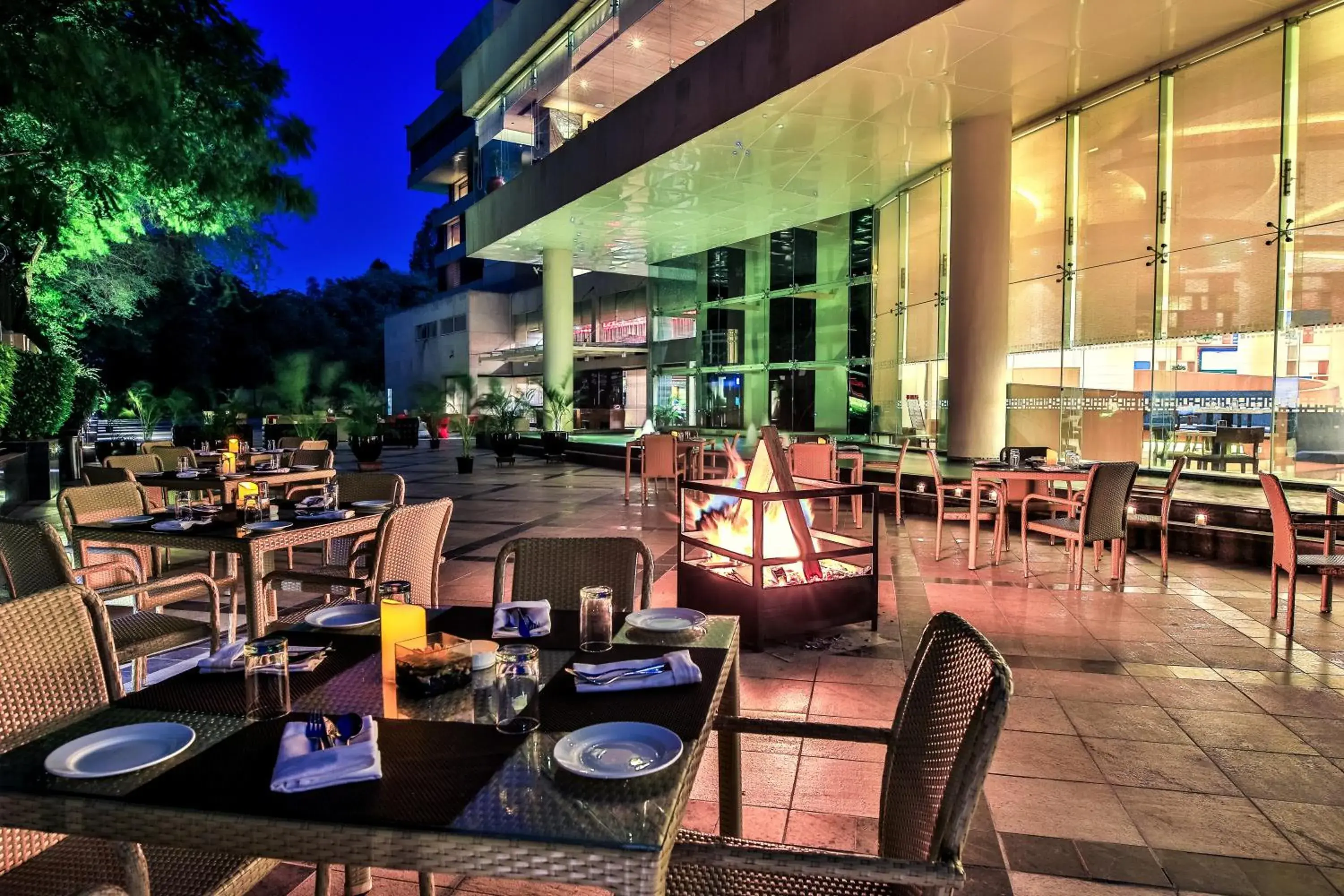 Restaurant/places to eat in The Lalit Chandigarh Restaurant/places to eat in The Lalit Chandigarh