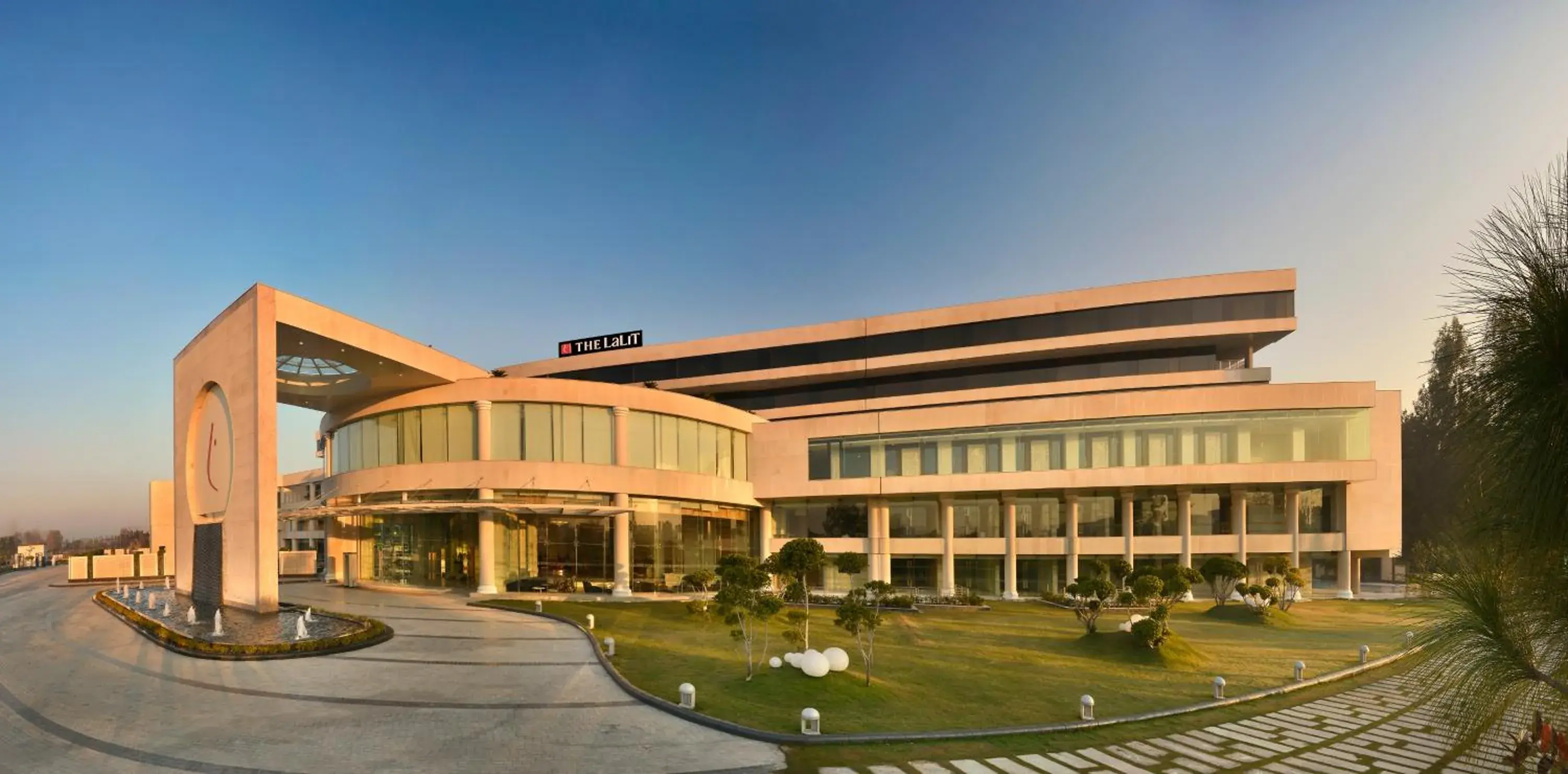 Facade/entrance in The Lalit Chandigarh Facade/entrance in The Lalit Chandigarh
