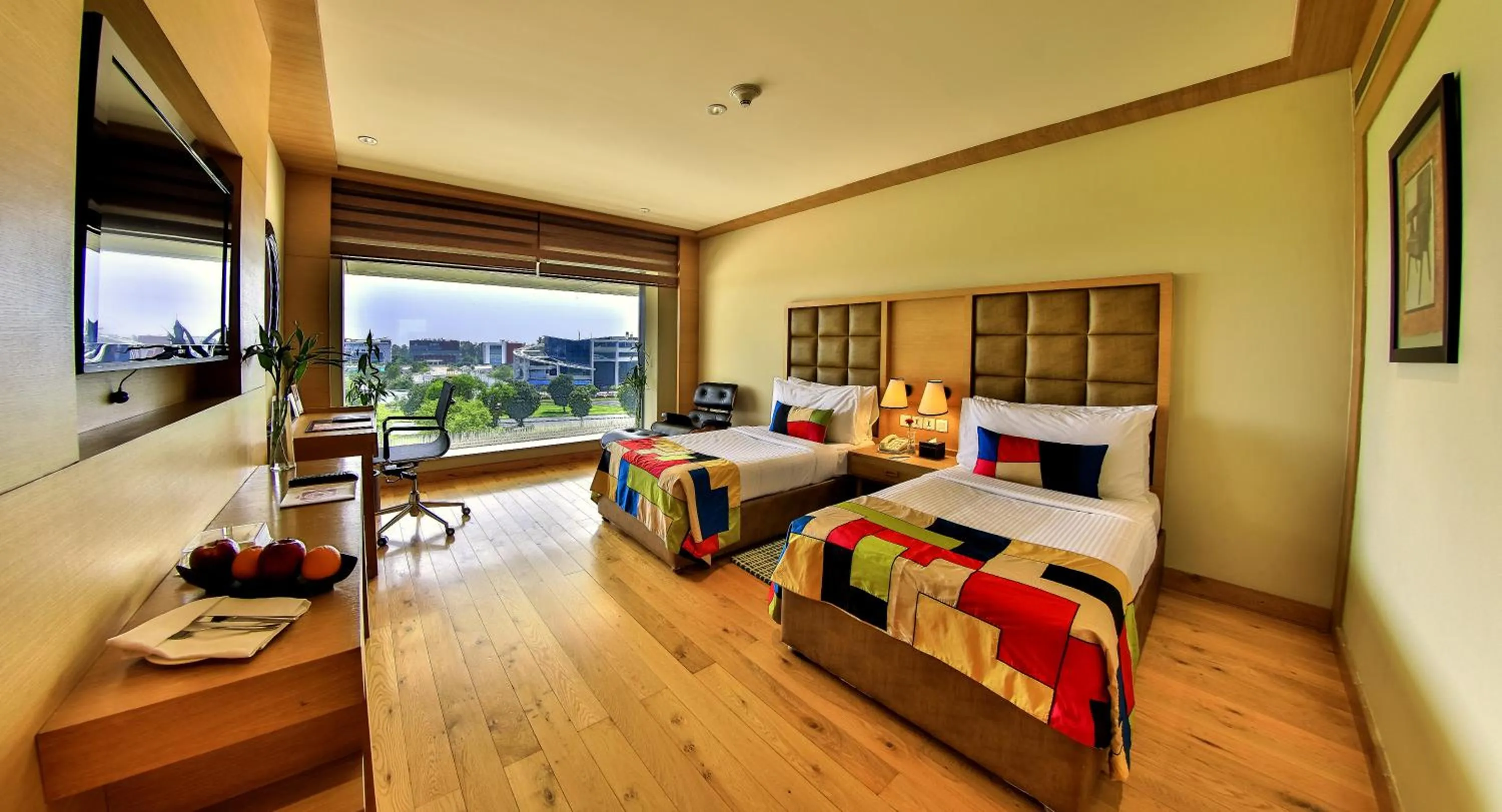 Photo of the whole room, Bed in The Lalit Chandigarh