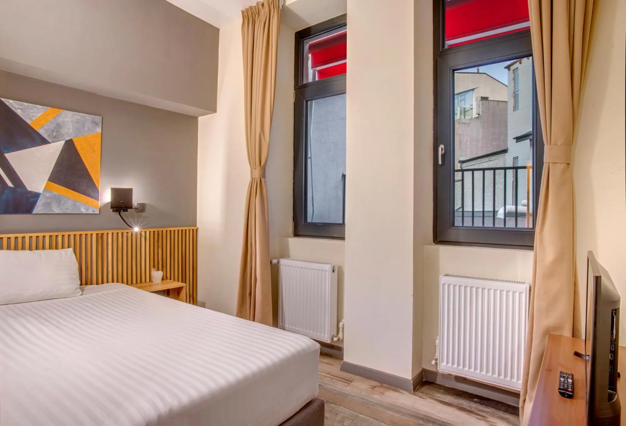 Photo of the whole room, Bed in Hotel Forty One