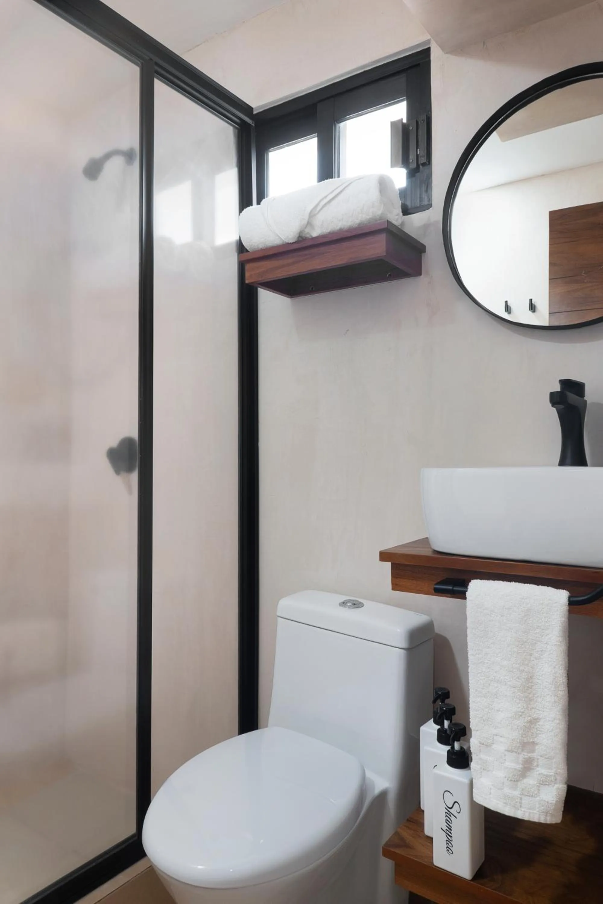 Shower in Casa Rodina