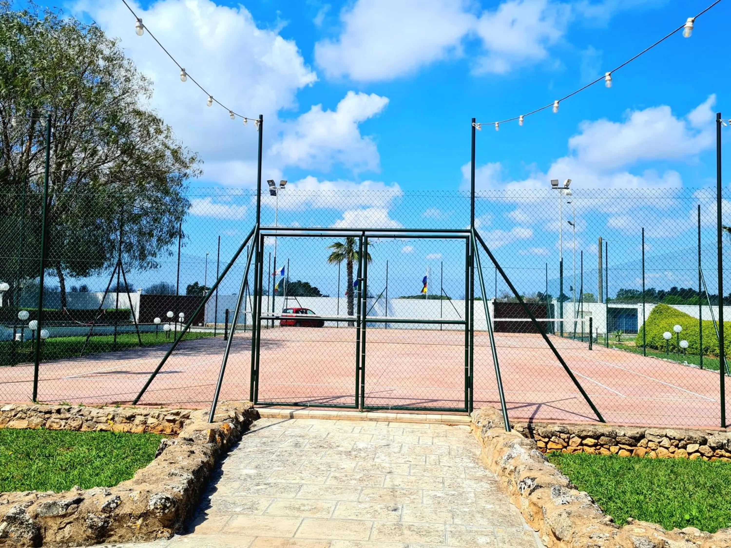 Tennis court in Hotel Villa Elisabetta