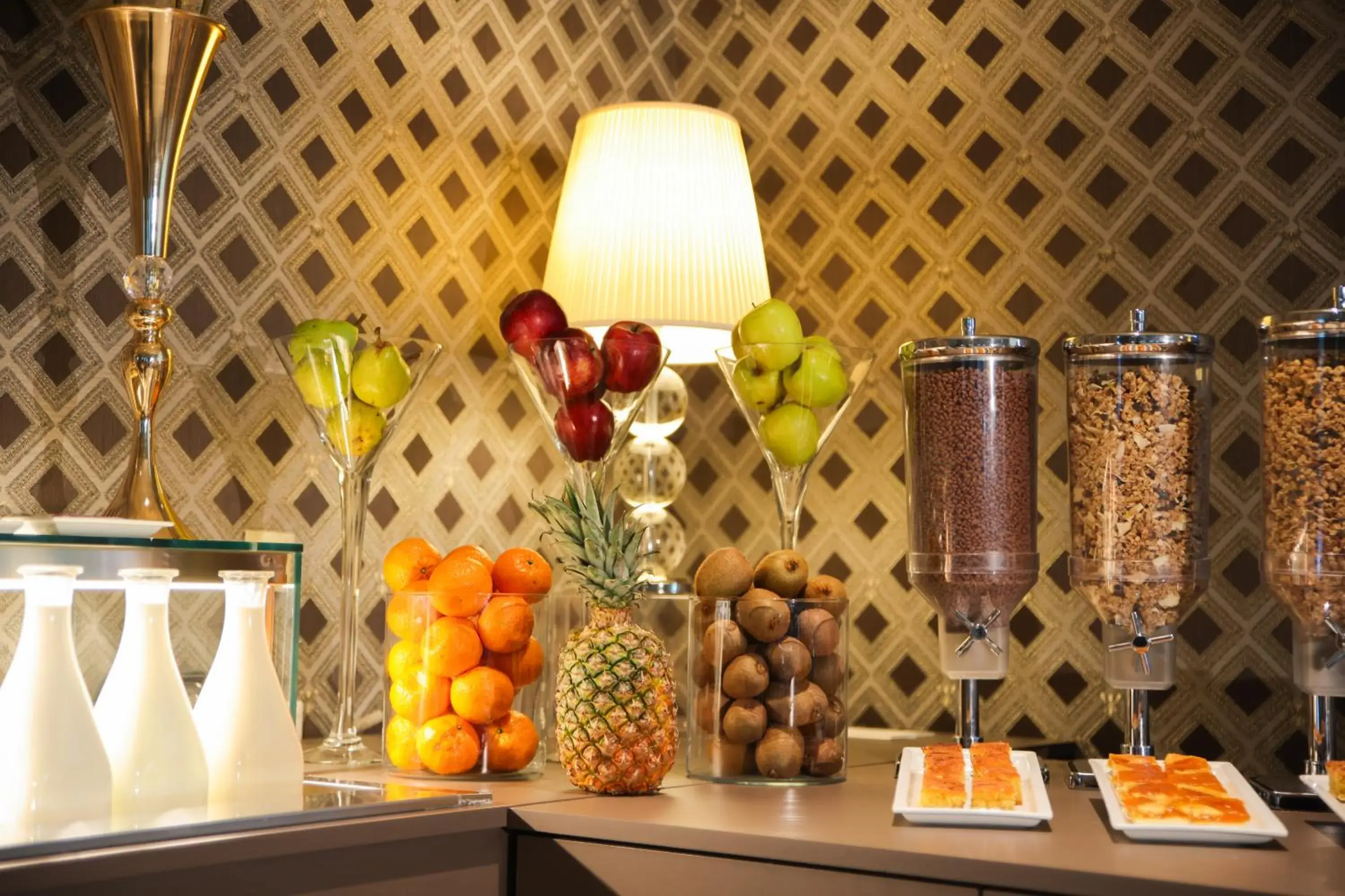 Breakfast in Hotel Parisi Breakfast in Hotel Parisi