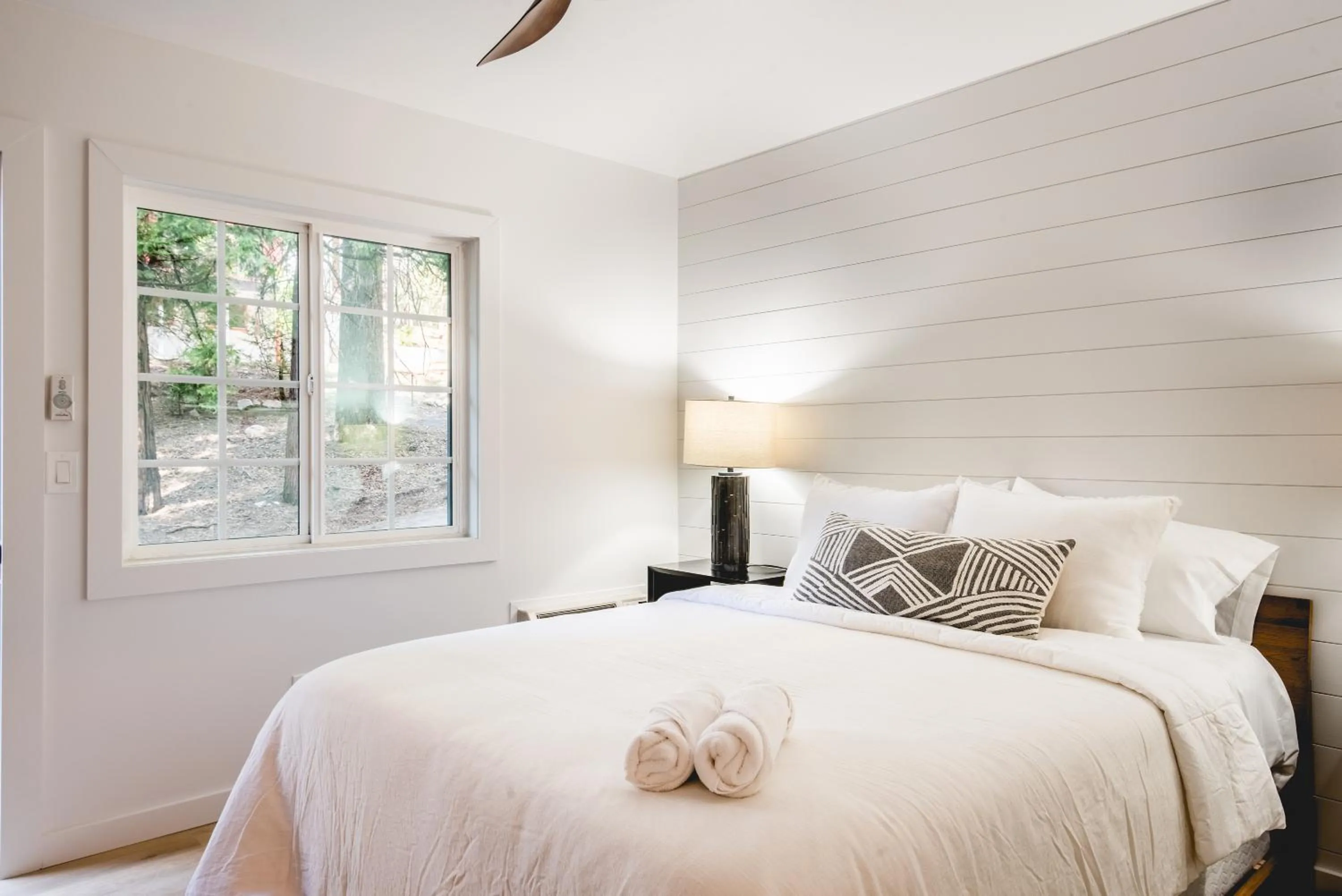 Bed in The Kingsley Hotel