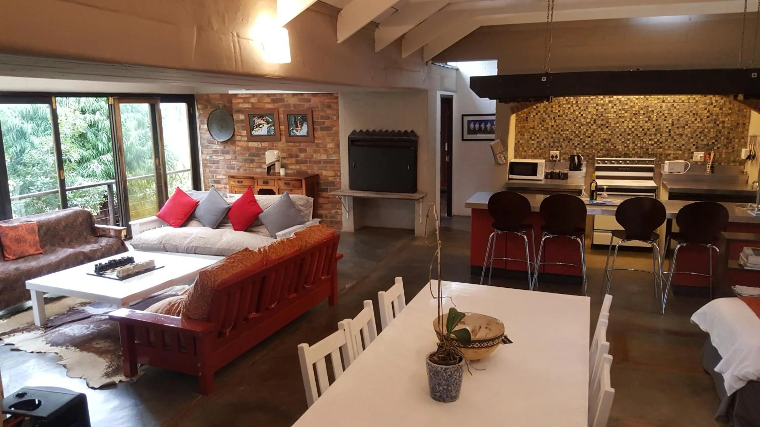 Hornbill House Self Catering Accommodation